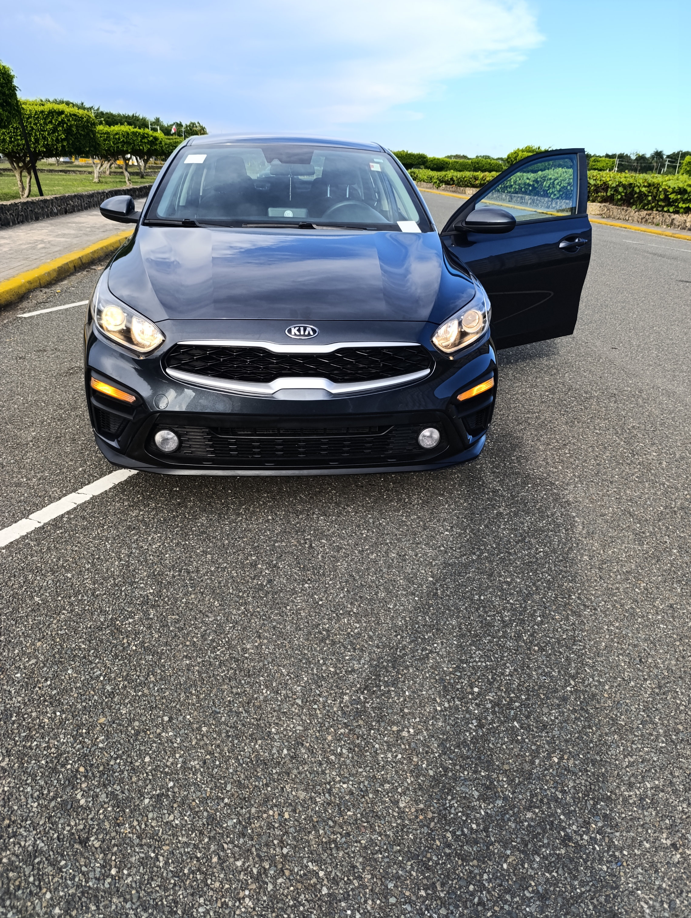 carros - Kia Forte 4