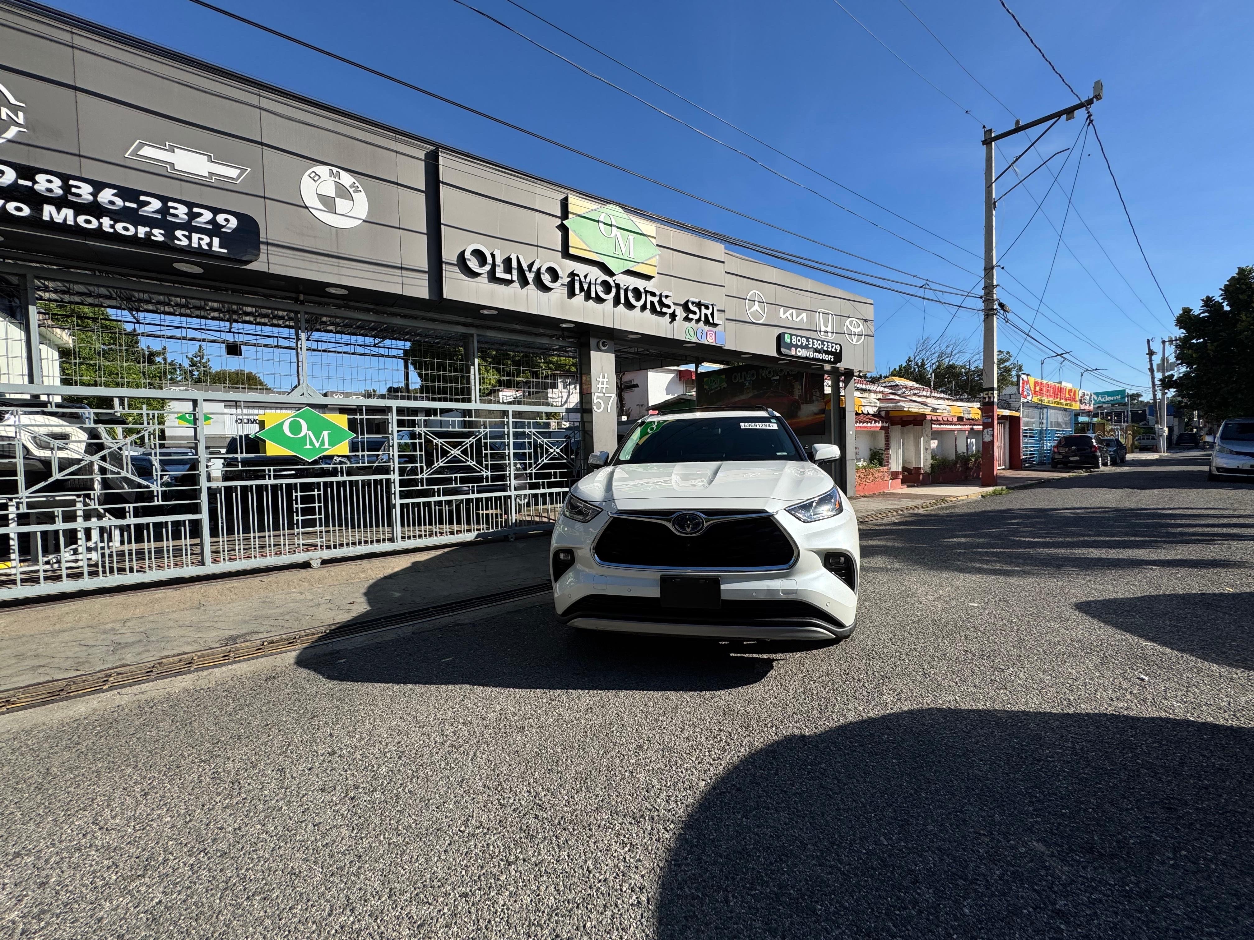 jeepetas y camionetas - TOYOTA HIGHLANDER 2021 2