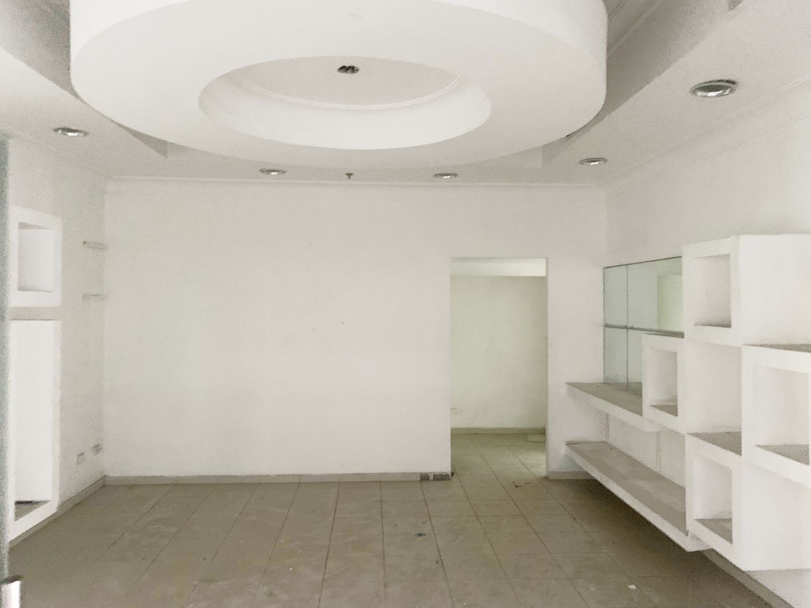 oficinas y locales comerciales - Local en venta primer nivel  5