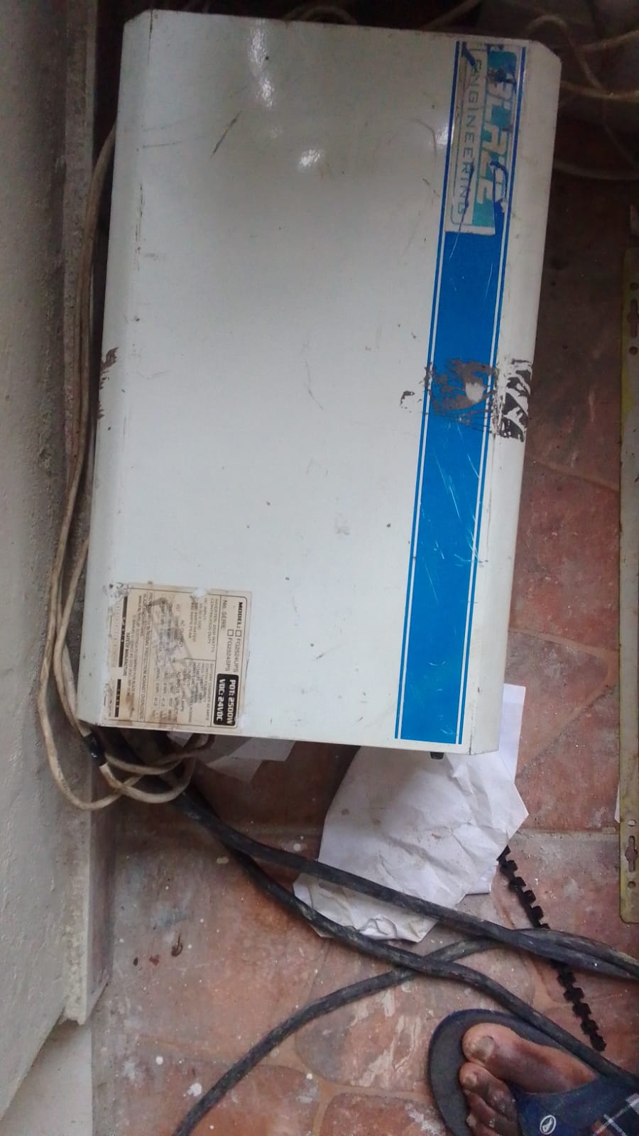 electrodomesticos - DOS INVERSORES 2.5K 13 MIL PESOS CADA UNO 1