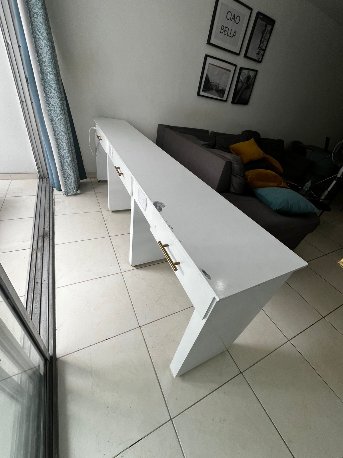 equipos profesionales - Mesa de tres Estaciones de manicura. 2
