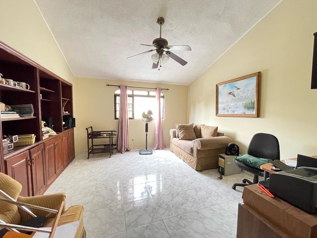 casas - Casa en Venta El Millon 4