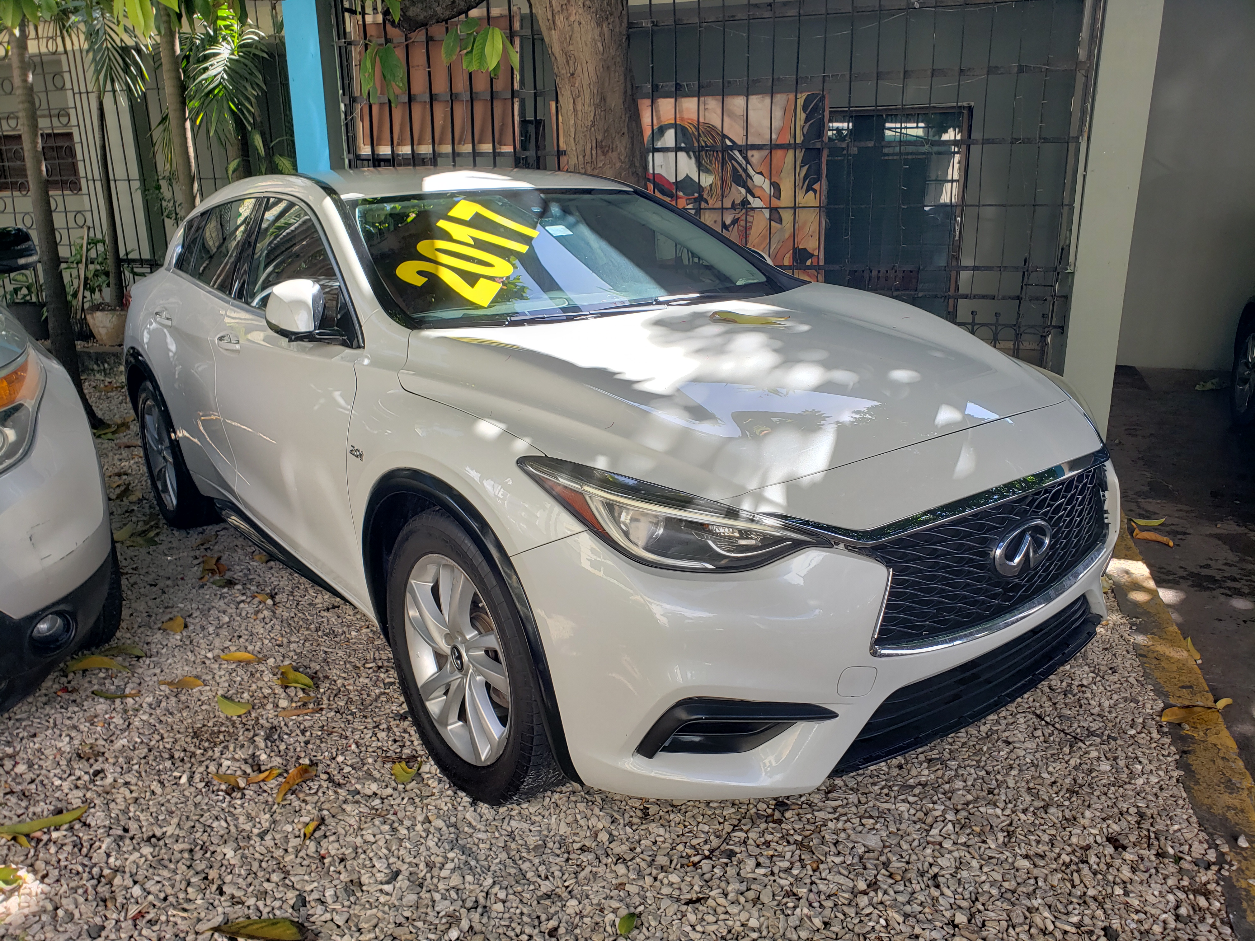 jeepetas y camionetas - INFINITI QX-30 2017 1
