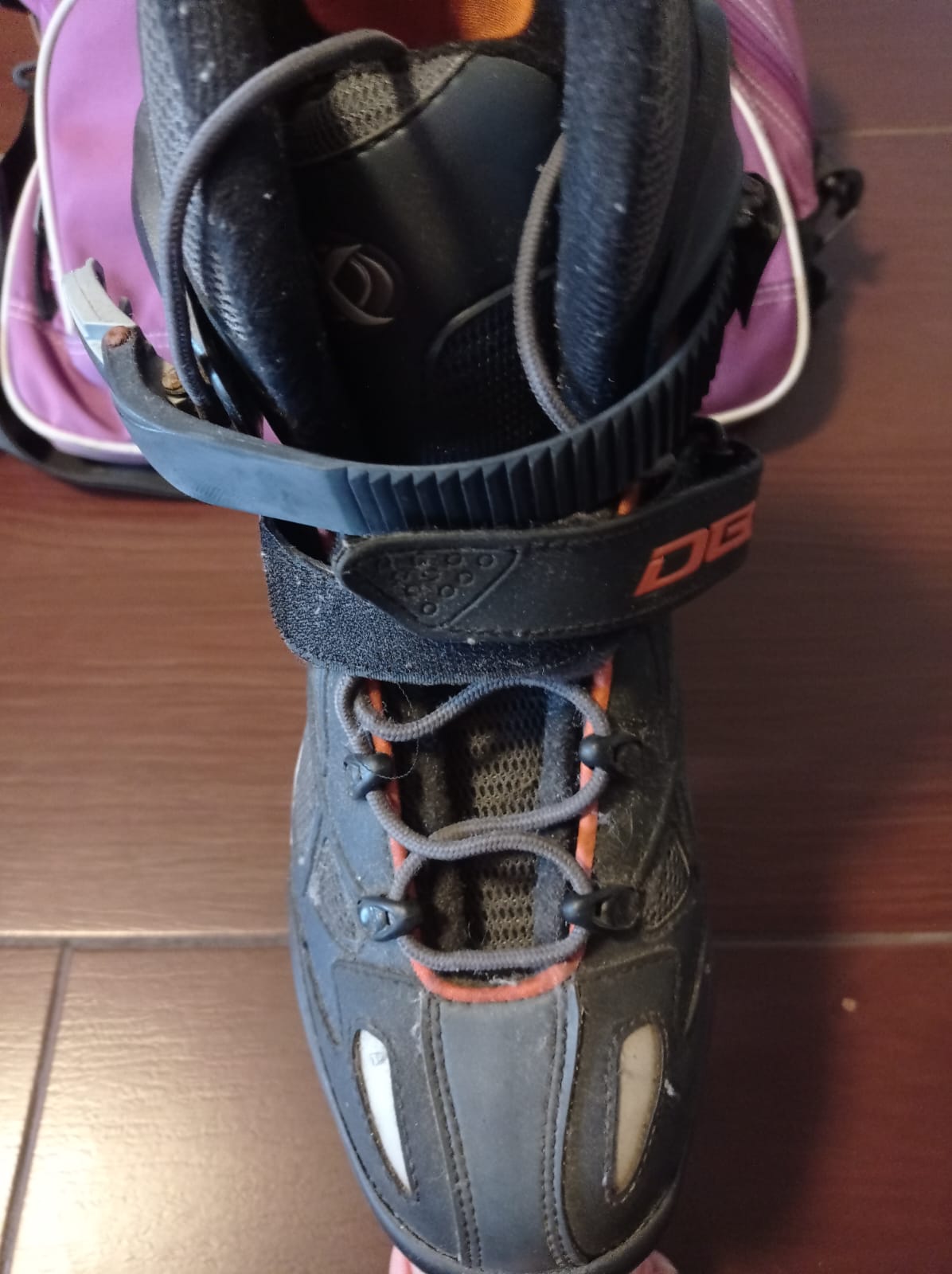 deportes - Patines DBX Size 9 rueda 80 mm 1