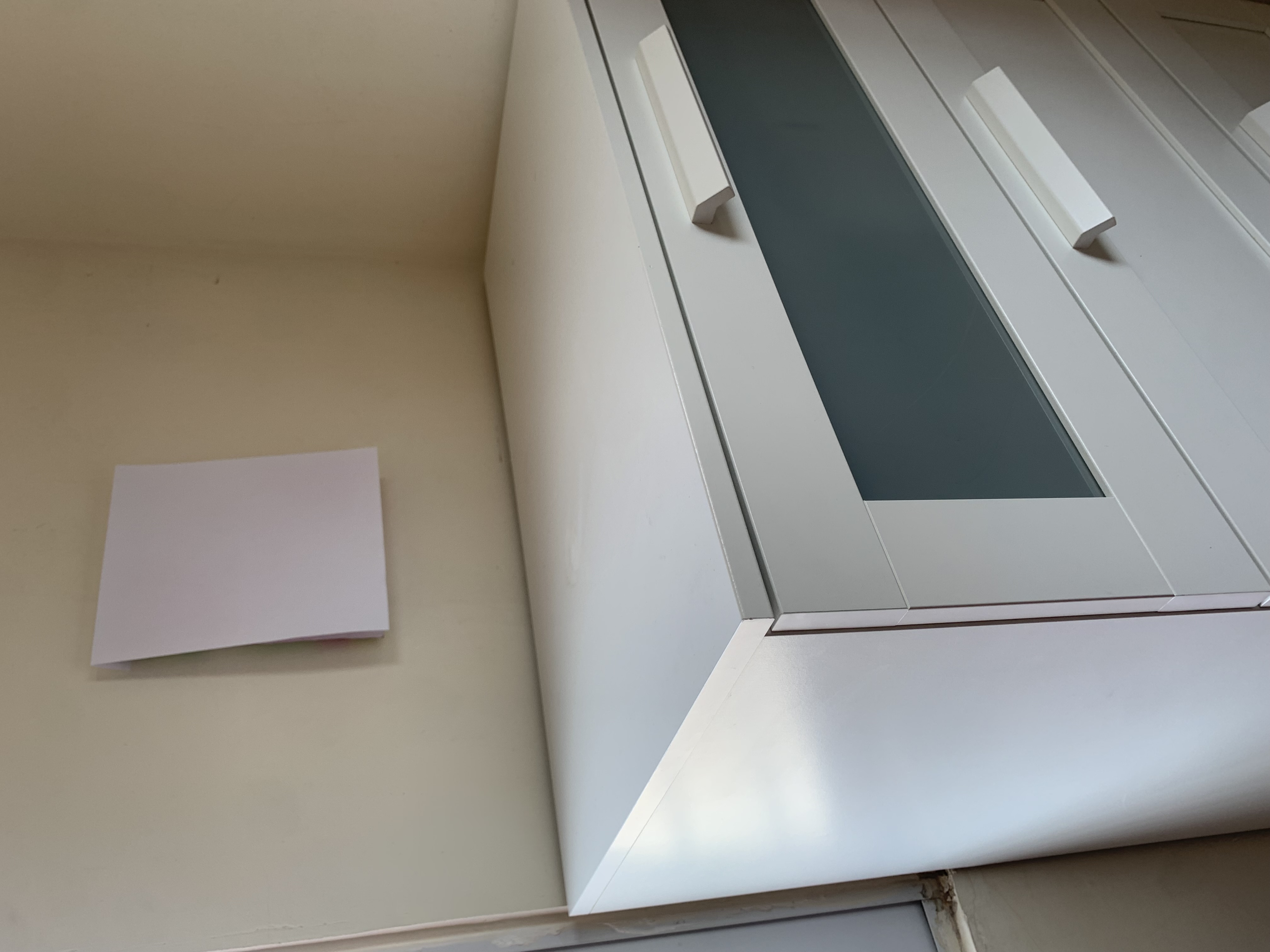muebles y colchones - Gavetero alto de 4 gavetas   1