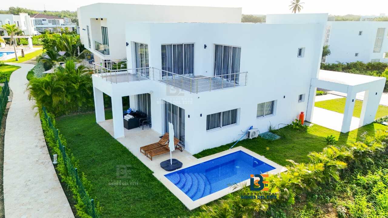 casas vacacionales y villas - VENDO Hermosa Villa en Playa Nueva Romana. 1