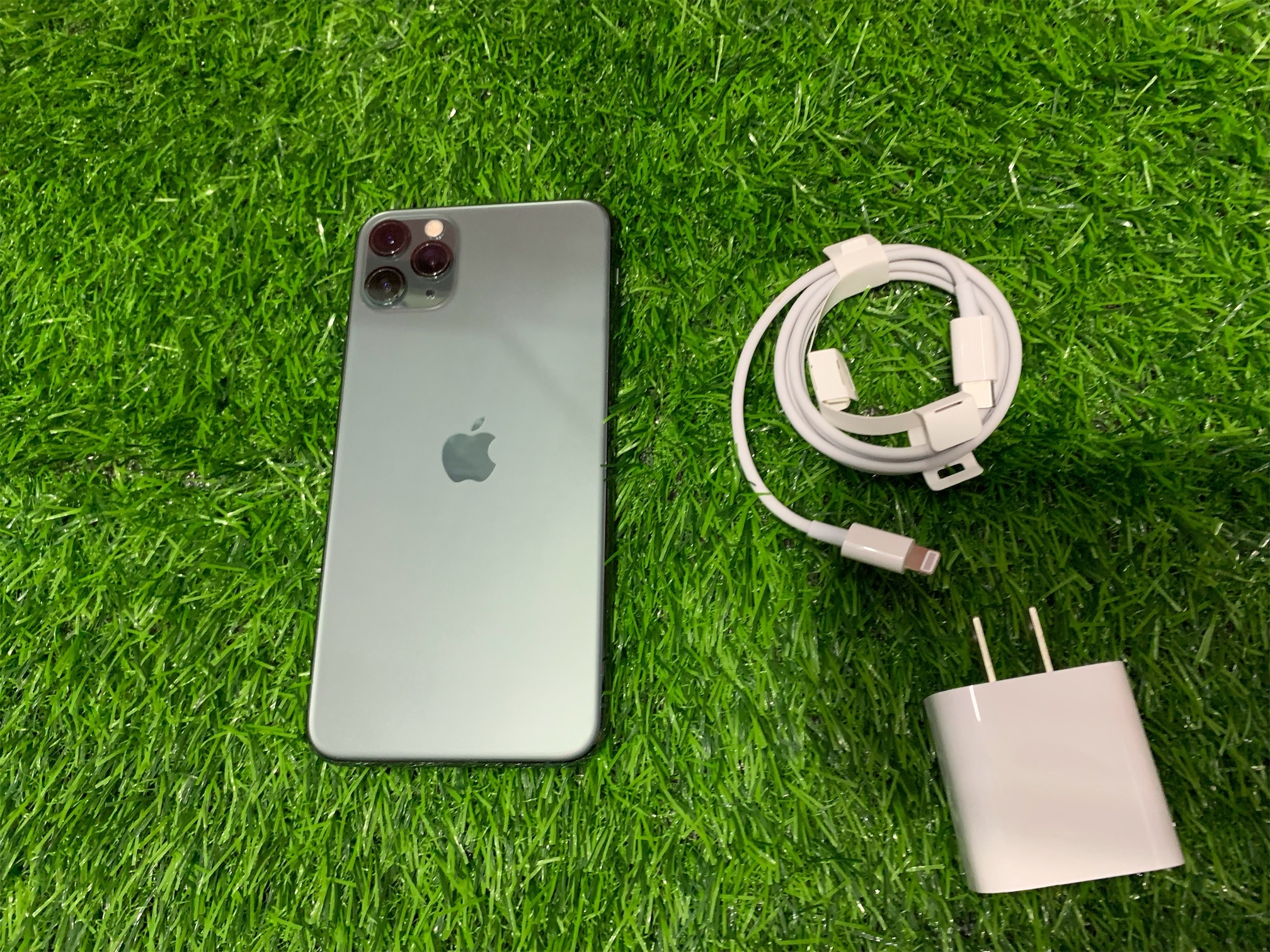 celulares y tabletas - iphone 11 pro  1