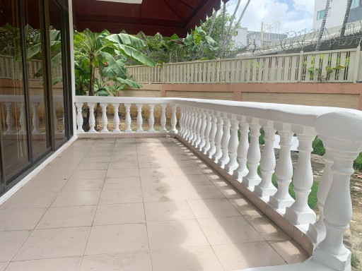 casas - Casa amplia de dos niveles 3