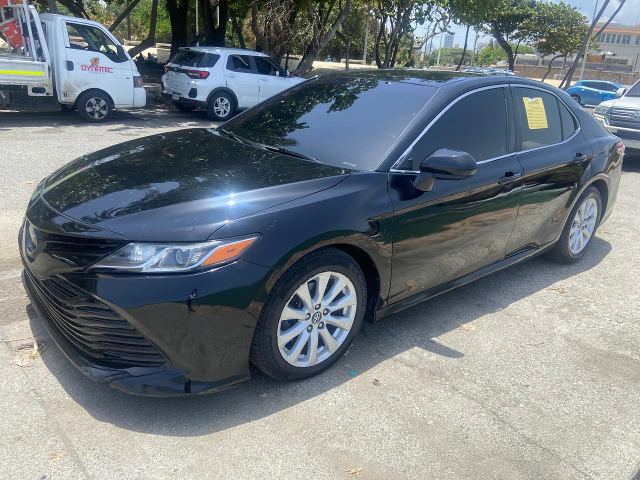 carros - Toyota Camry 2018 en excelente estado 0