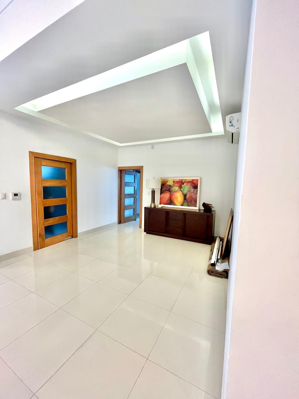 apartamentos - 📍La Esperilla. Precioso apto. En 2do piso  0