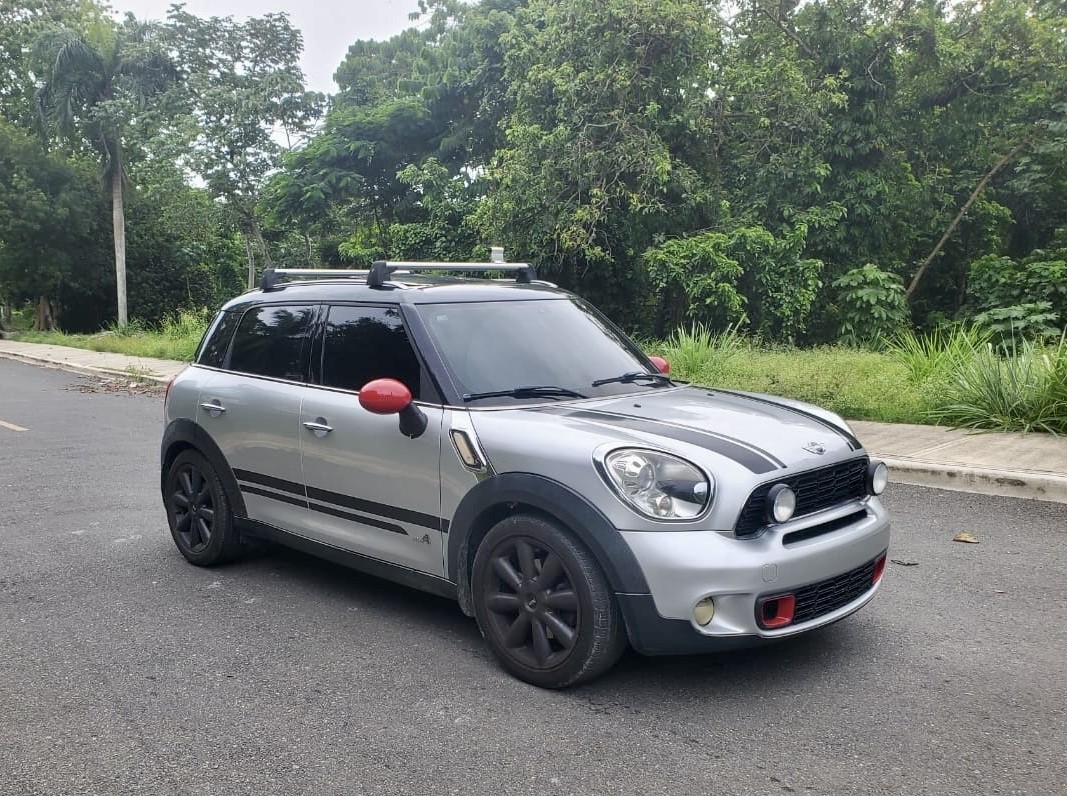 jeepetas y camionetas - Vendo Mini Cooper Countryman 4 panorámica Año 2012 7