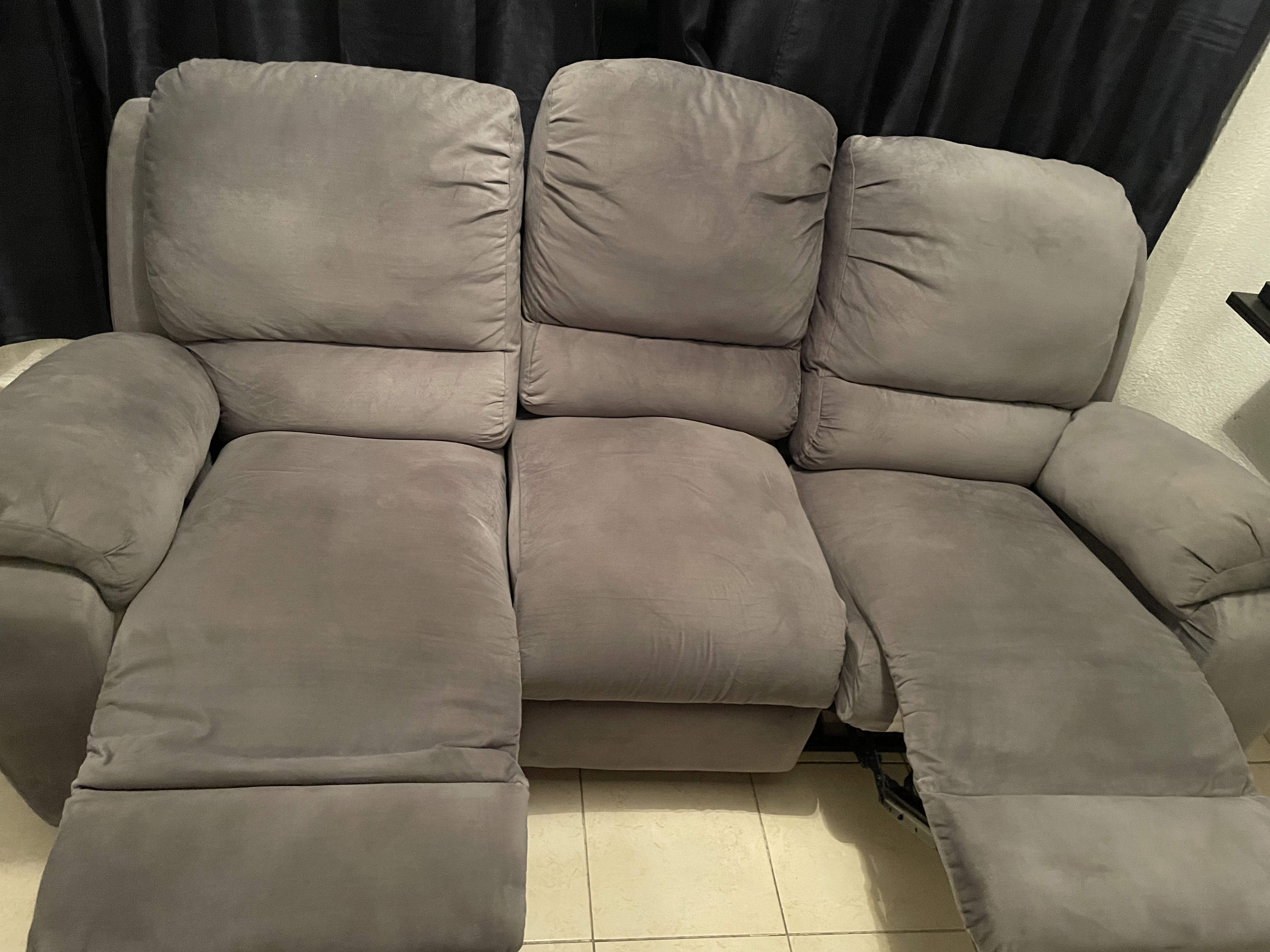 muebles y colchones - Sofá Reclinable de 3 asientos  1