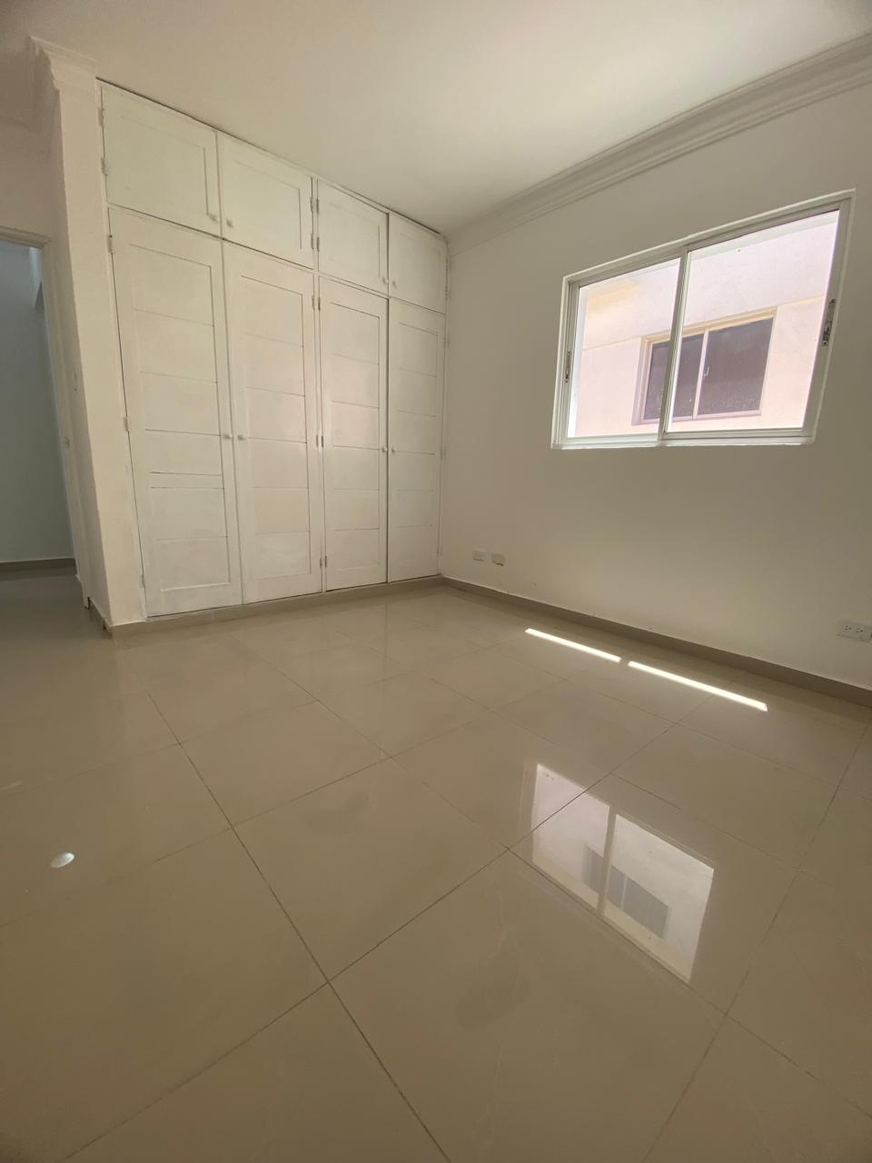 apartamentos - Avenida independencia, sector el Cacique, Distrito 9