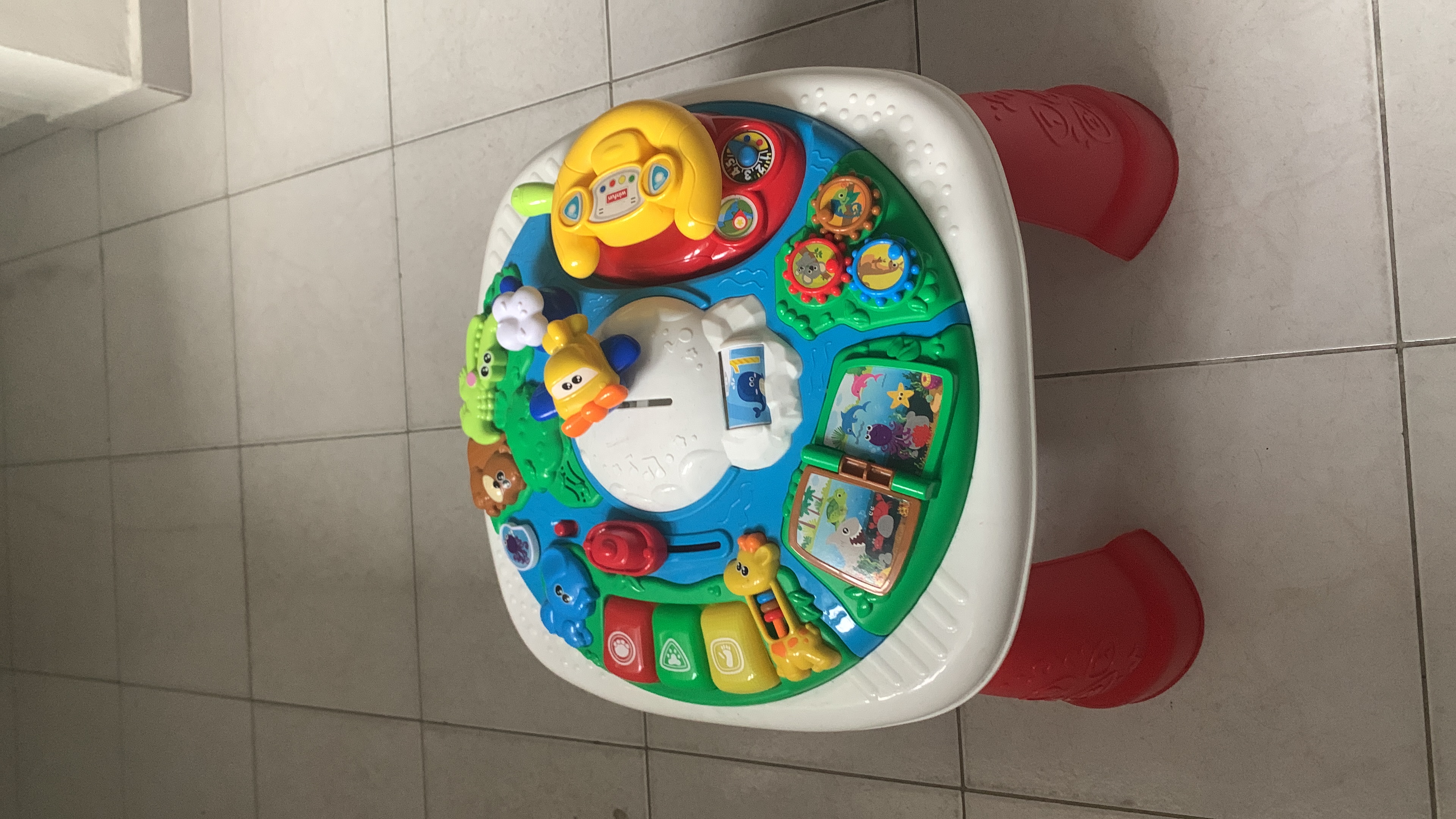 juguetes - Mesa de actividades. 9 - 12 meses 2