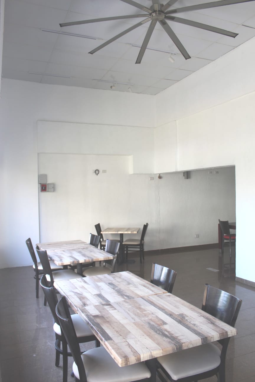 oficinas y locales comerciales - Alquiler Local, Avenida Enriquillo 4