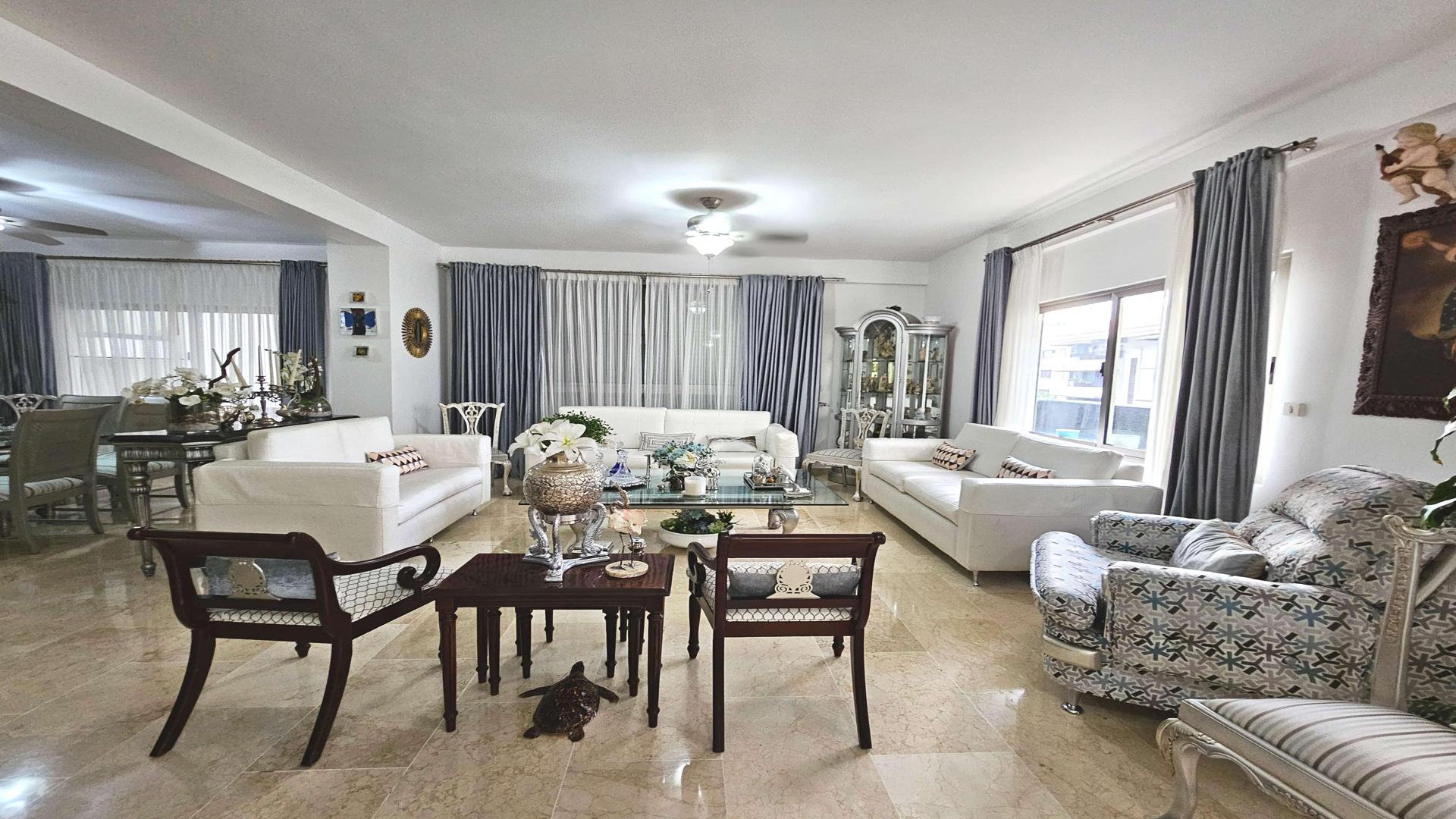 apartamentos - Apartamento en Venta en Piantini 2