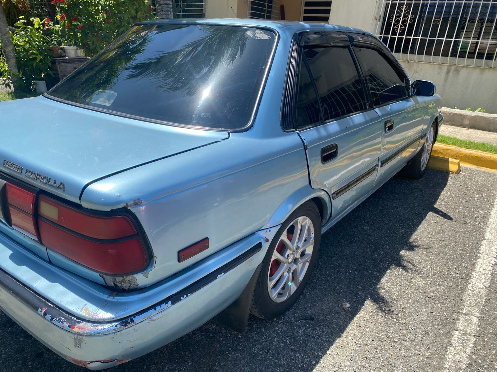 carros - Toyota corolla clasicc 3