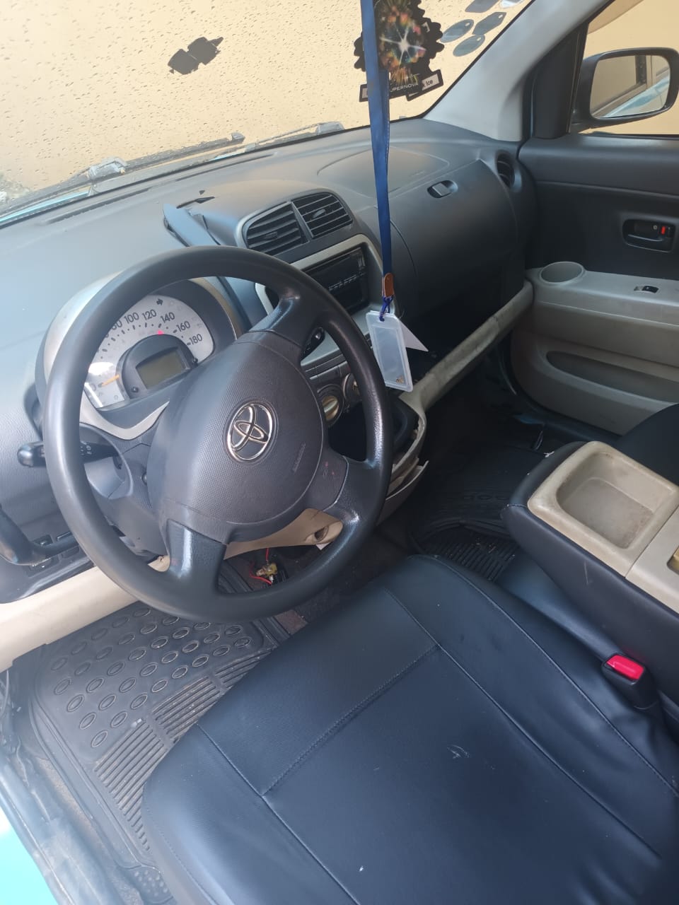carros - TOYOTA PASSO 2010 1