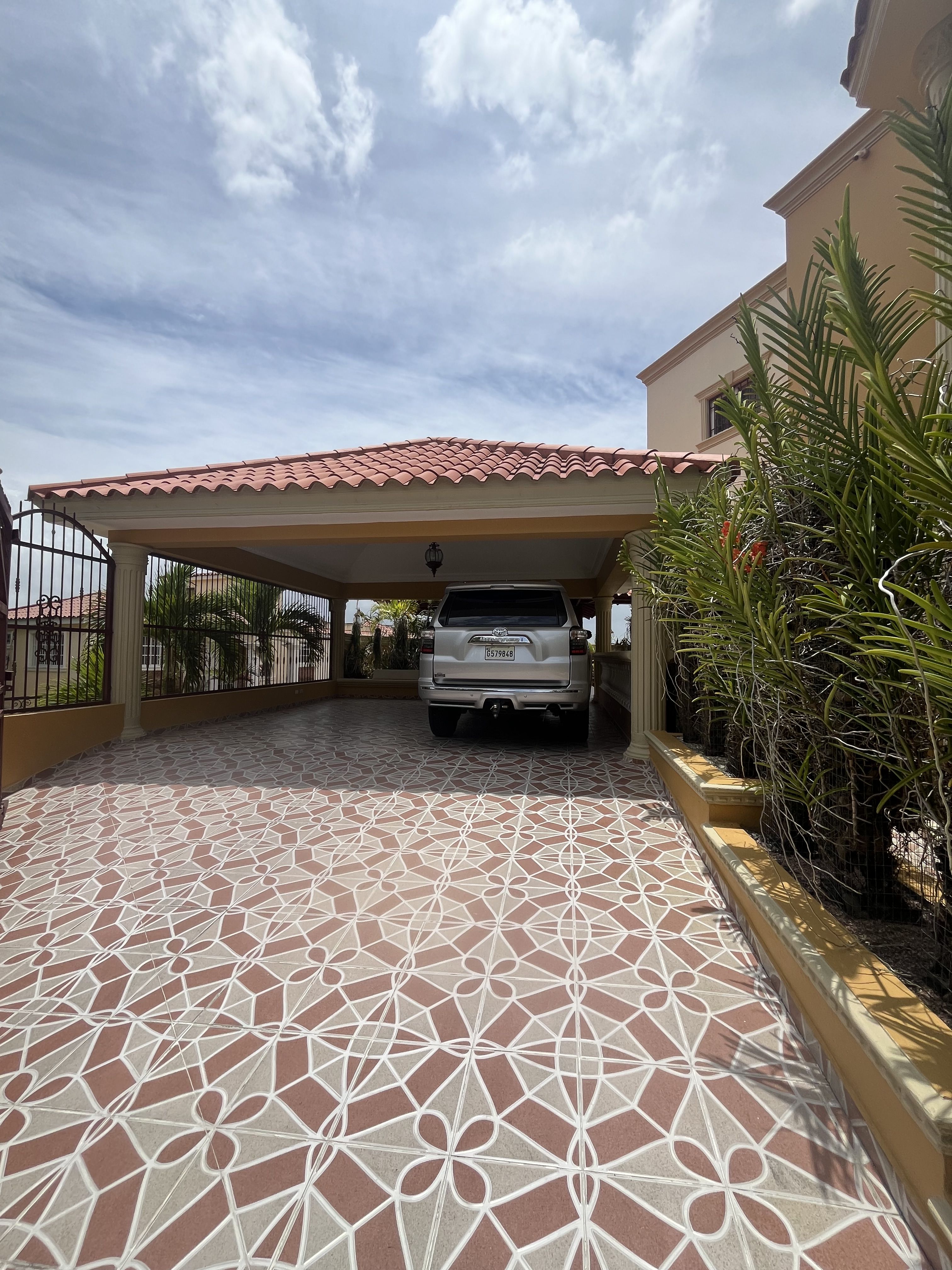 casas - Casa en venta con Piscina en Altos de AH III 5