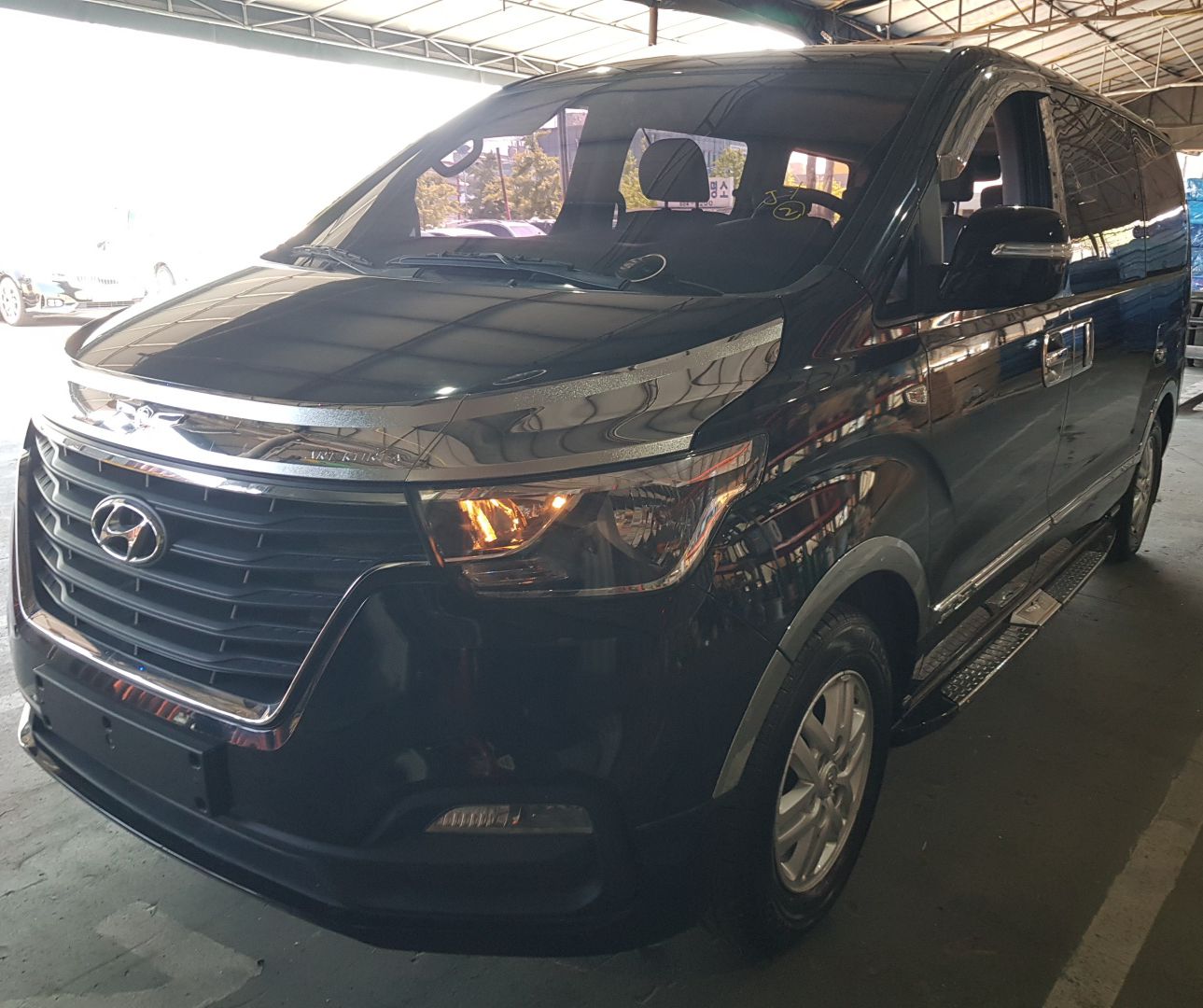 otros vehiculos - HYUNDAI GRAND STAREX H-1 2019 PRIVADA 0
