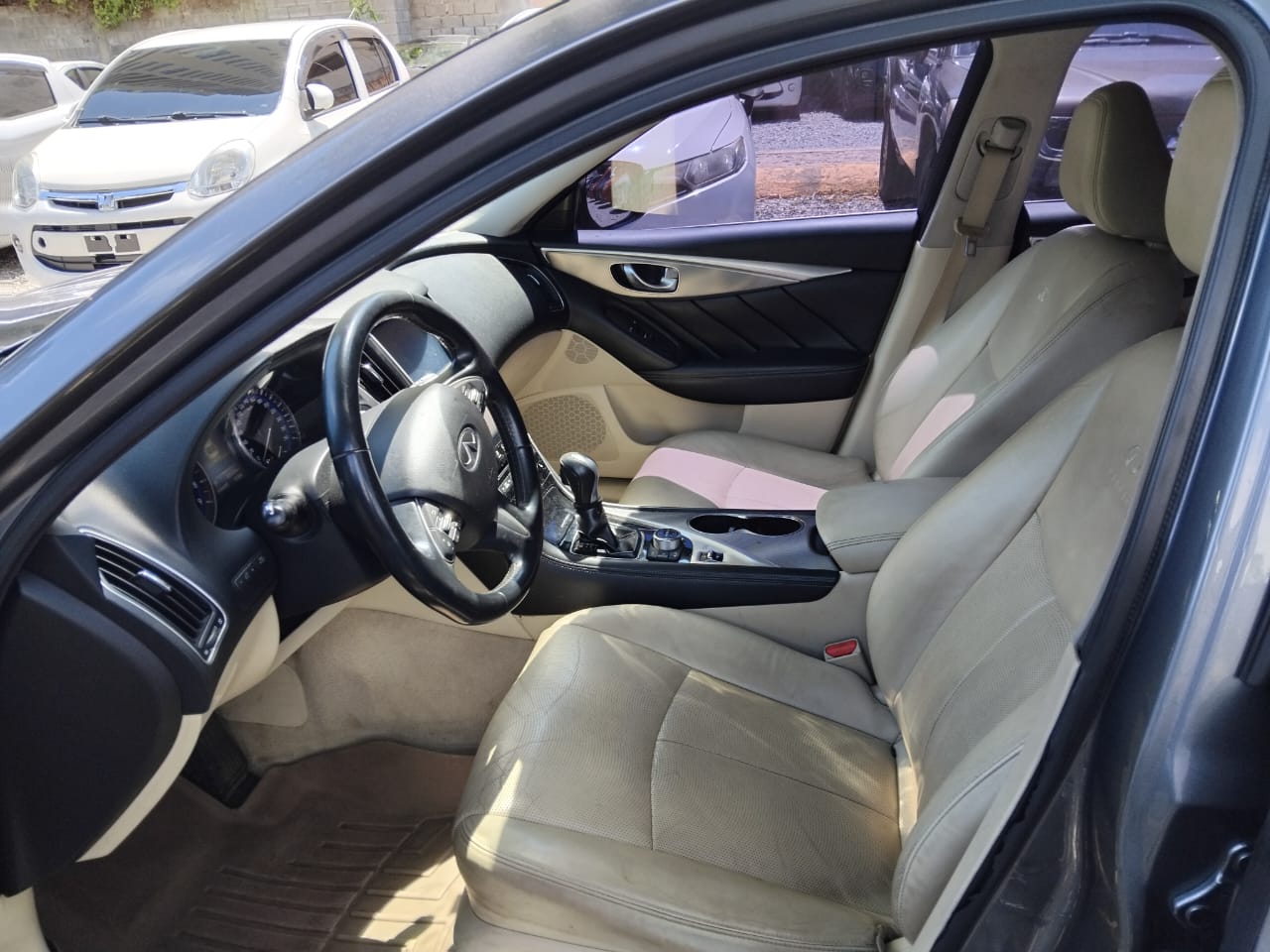 carros - INFINITI Q50 4