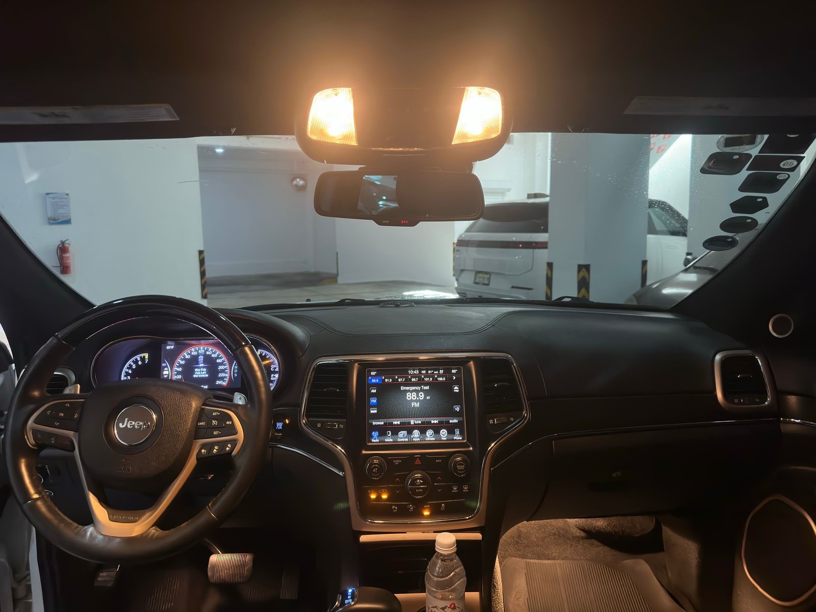 jeepetas y camionetas - Jeep Grand Cherokee Summit 4x4 2015 3