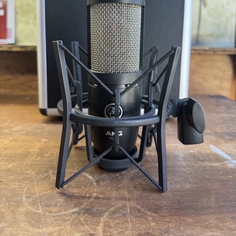 instrumentos musicales - Microfono condensador AKG p220 