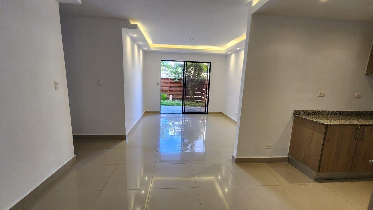 casas - Apartamento en renta con terraza Primer Nivel  1