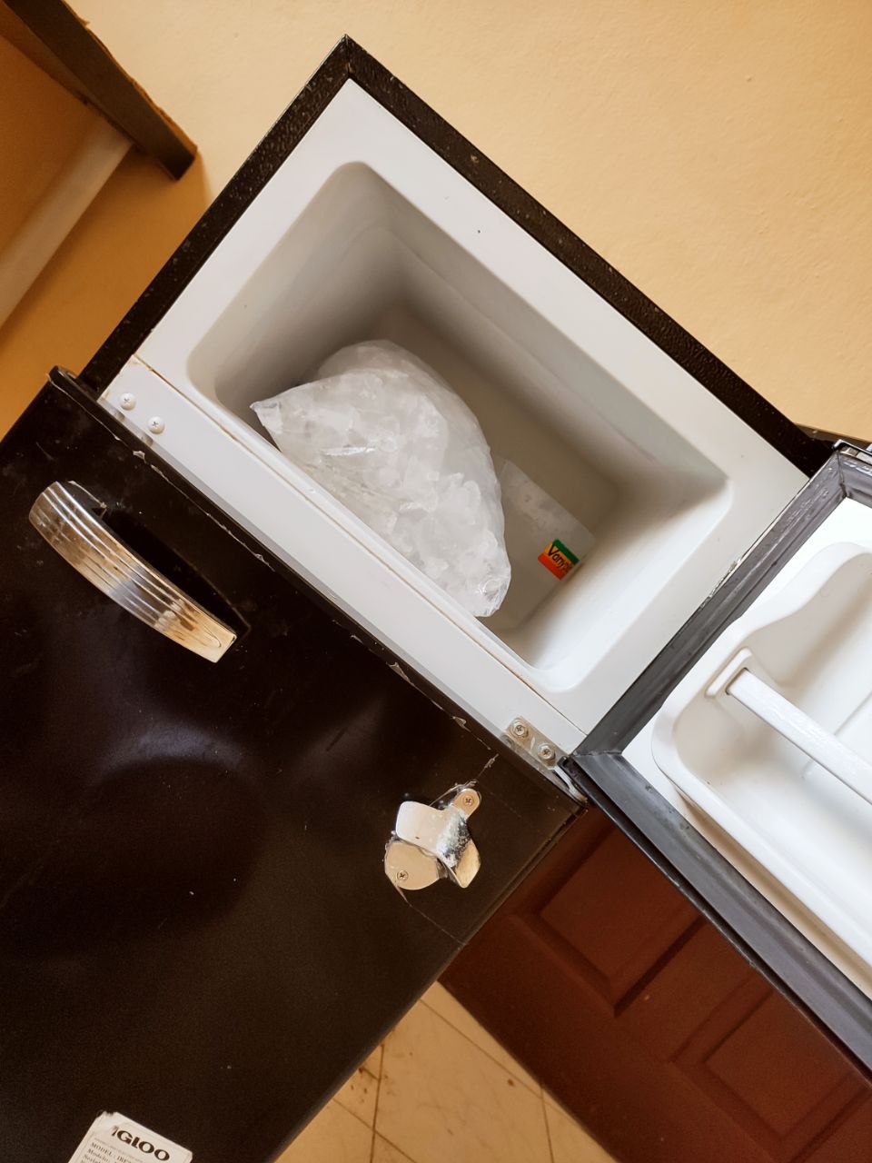 cocina -  Vendo mi fiel Nevera Ejecutiva Igloo 4.1 pies 4