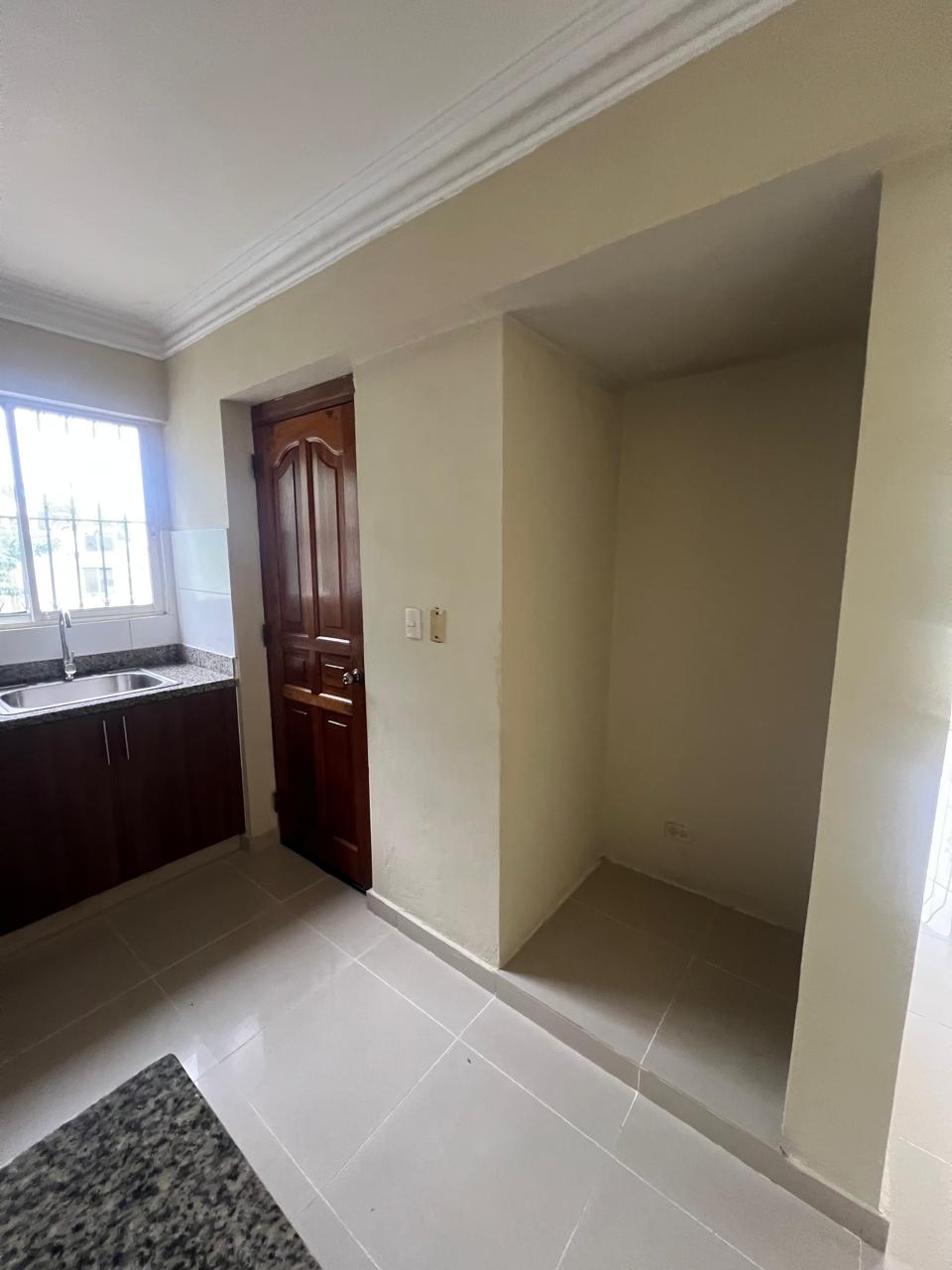 apartamentos - ALQUILO APARTAMENTO, EN REPARO ROSA, STO DGO OESTE 7