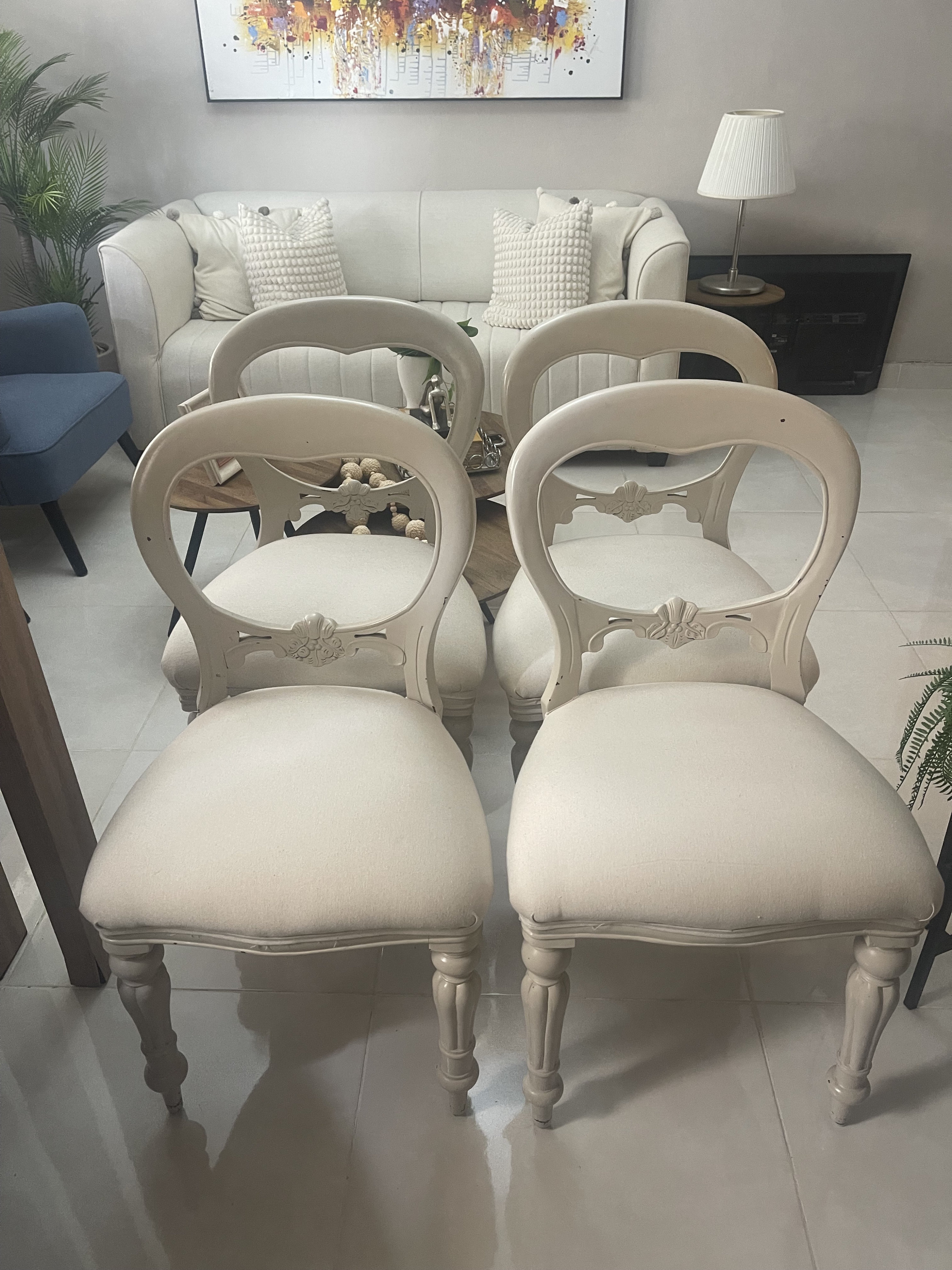muebles y colchones - Silla de comedor en madera preciosa
4 unidades por 14mil 1