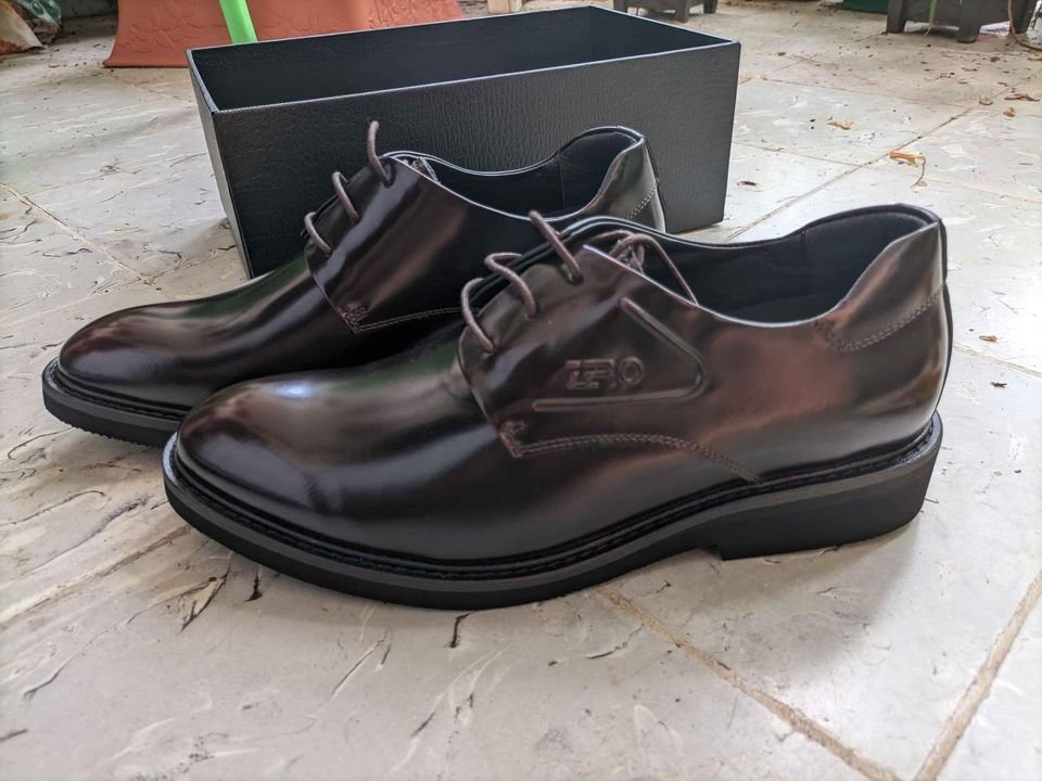 zapatos para hombre - Zapatos formales estilo Oxford marca Zro Size 8.5/ 2