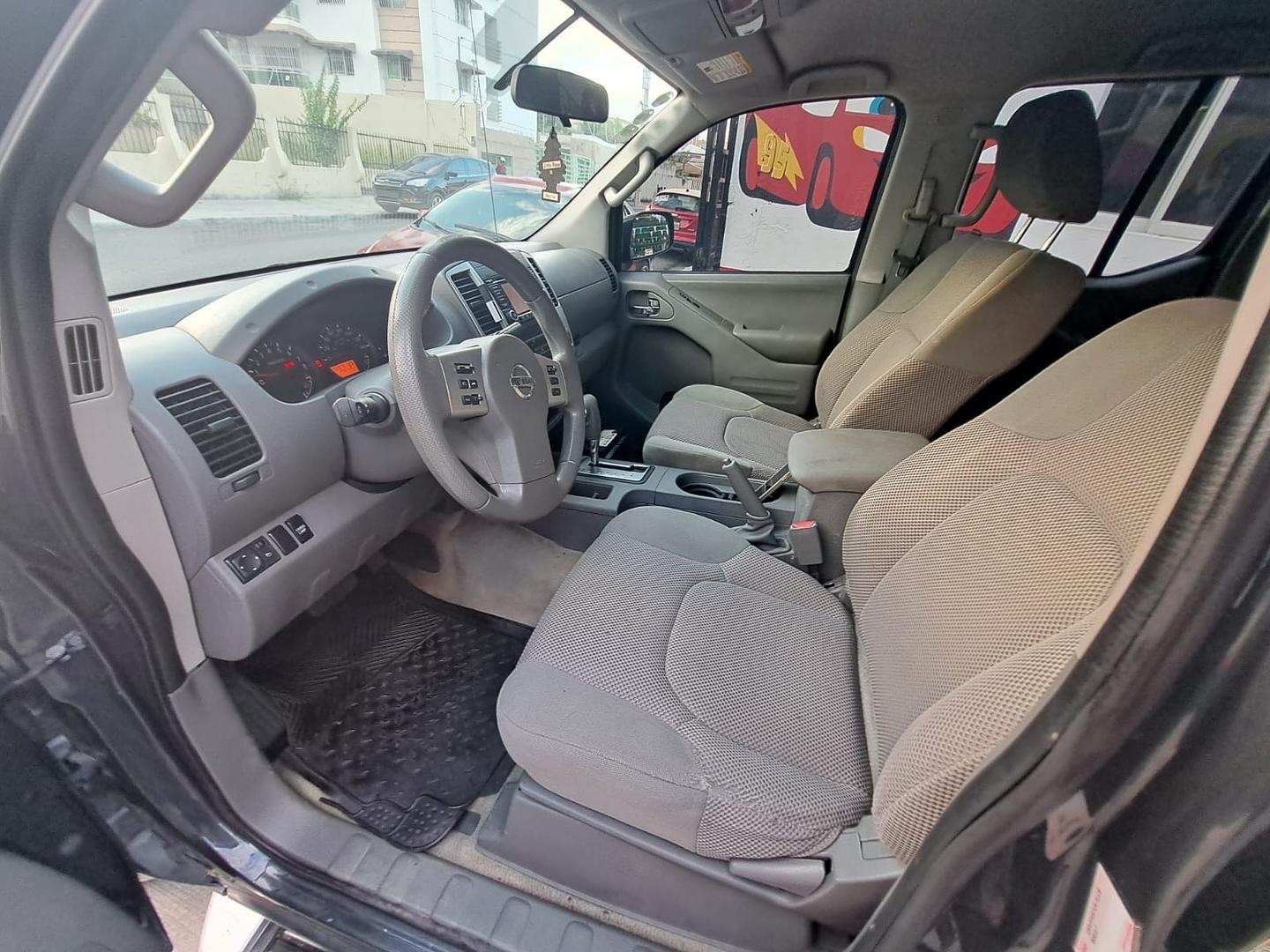 jeepetas y camionetas - Nissan Frontier 2015 9