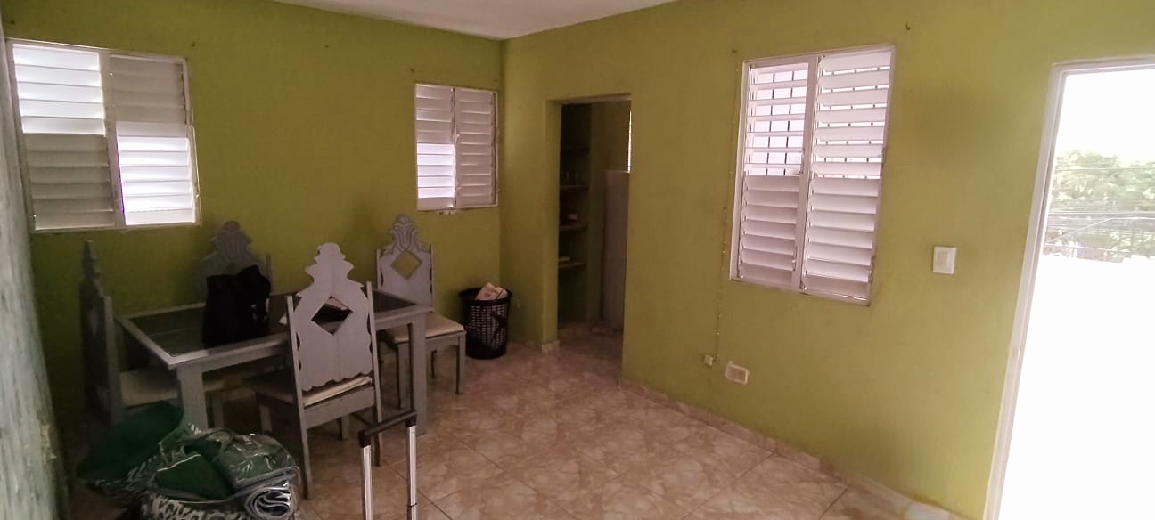 casas - Vendo en Av. Hatuey Santiago  4