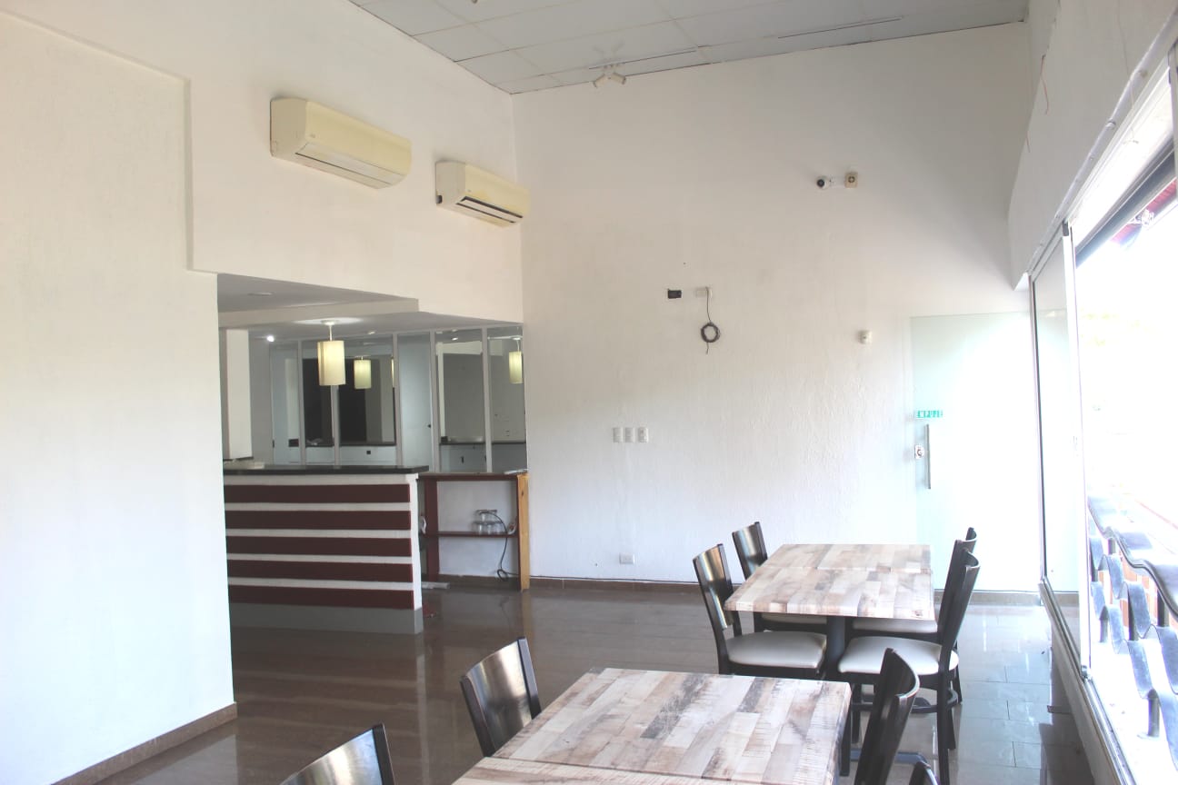 oficinas y locales comerciales - Alquiler Local, Avenida Enriquillo 5