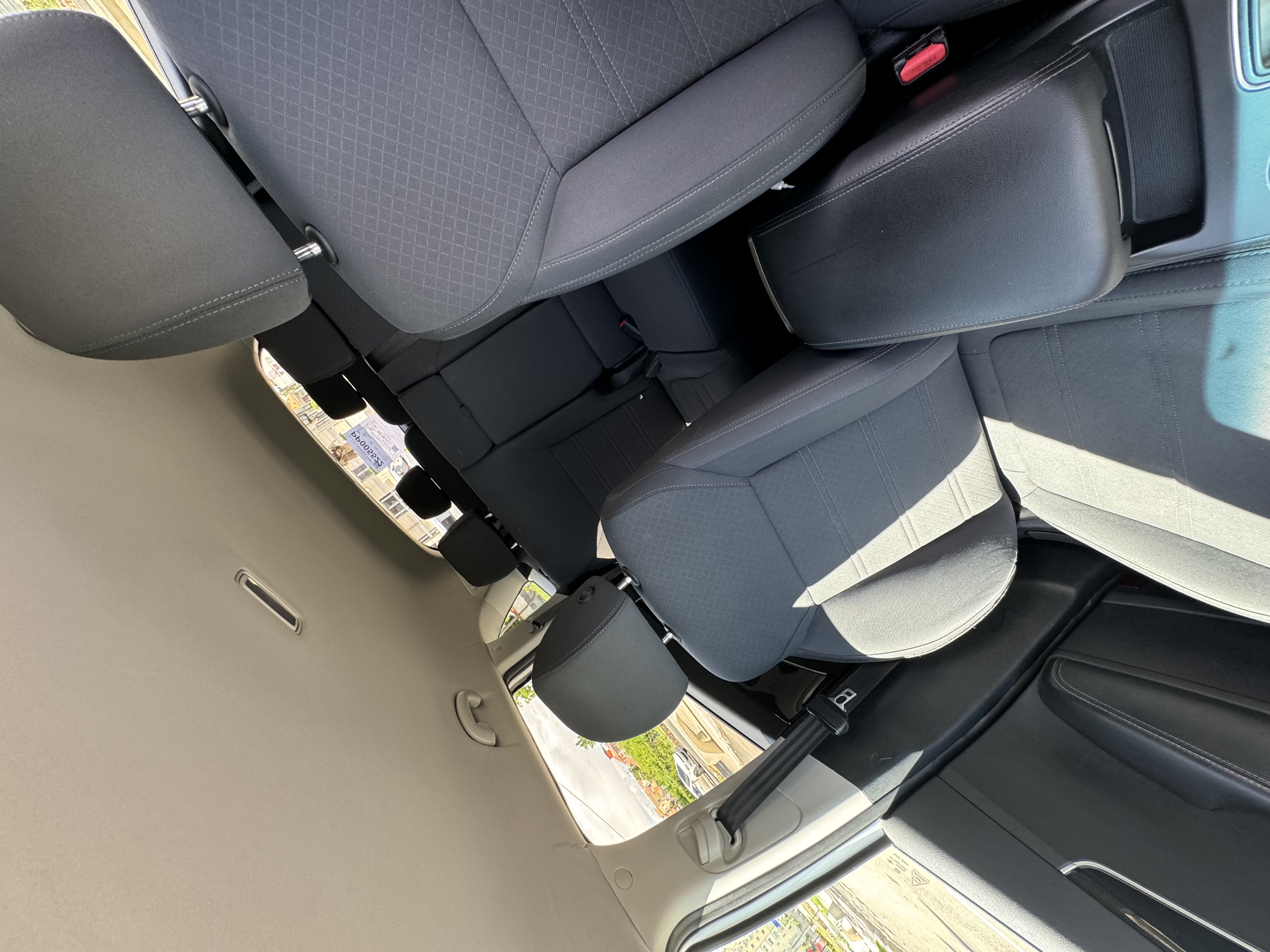 jeepetas y camionetas - Kia Sorento 2019 LX 7