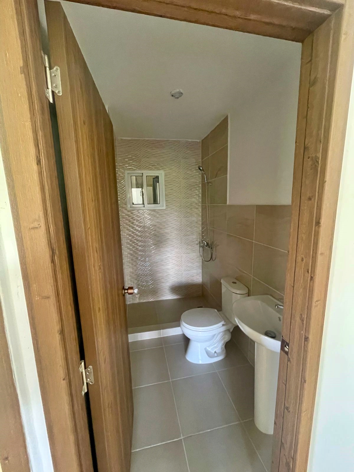 apartamentos - OFERTA ALQUILO APARTAMENTO AMPLIO 3 HAB MANOGUYABO