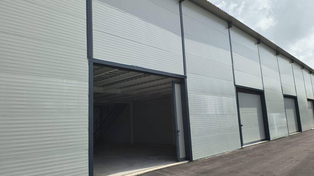 oficinas y locales comerciales - Naves y locales comerciales en alquiler 1