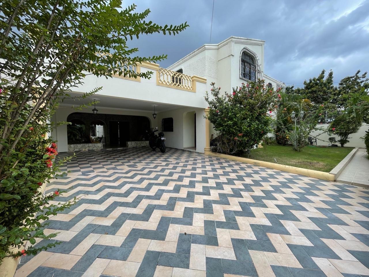 casas - Casa en Venta El Millon 6