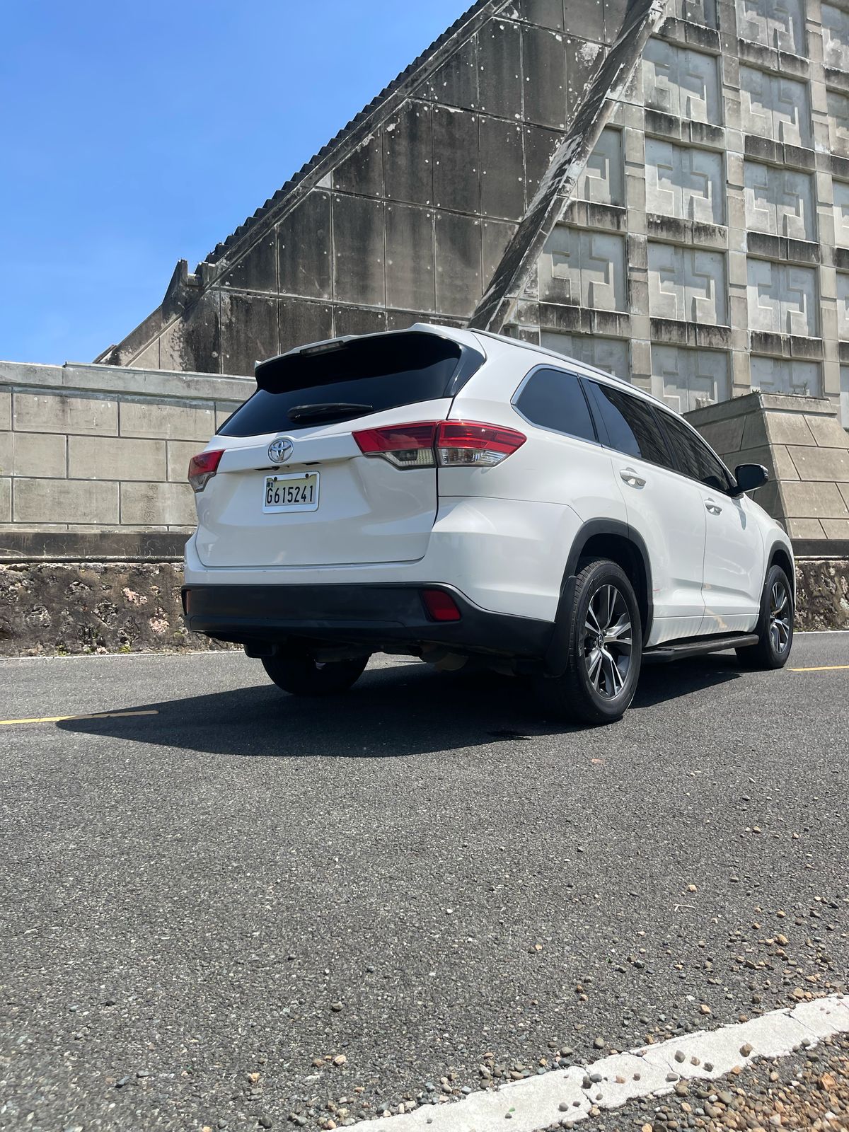 jeepetas y camionetas - OFERTA Toyota highlander 2018 5
