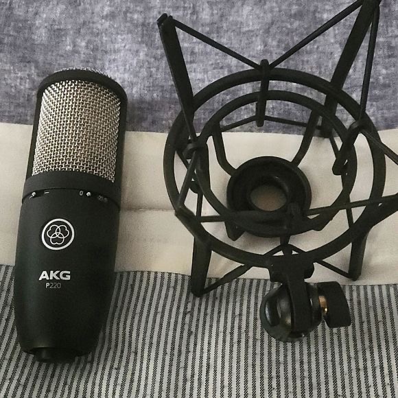 instrumentos musicales - Microfono condensador AKG p220  1