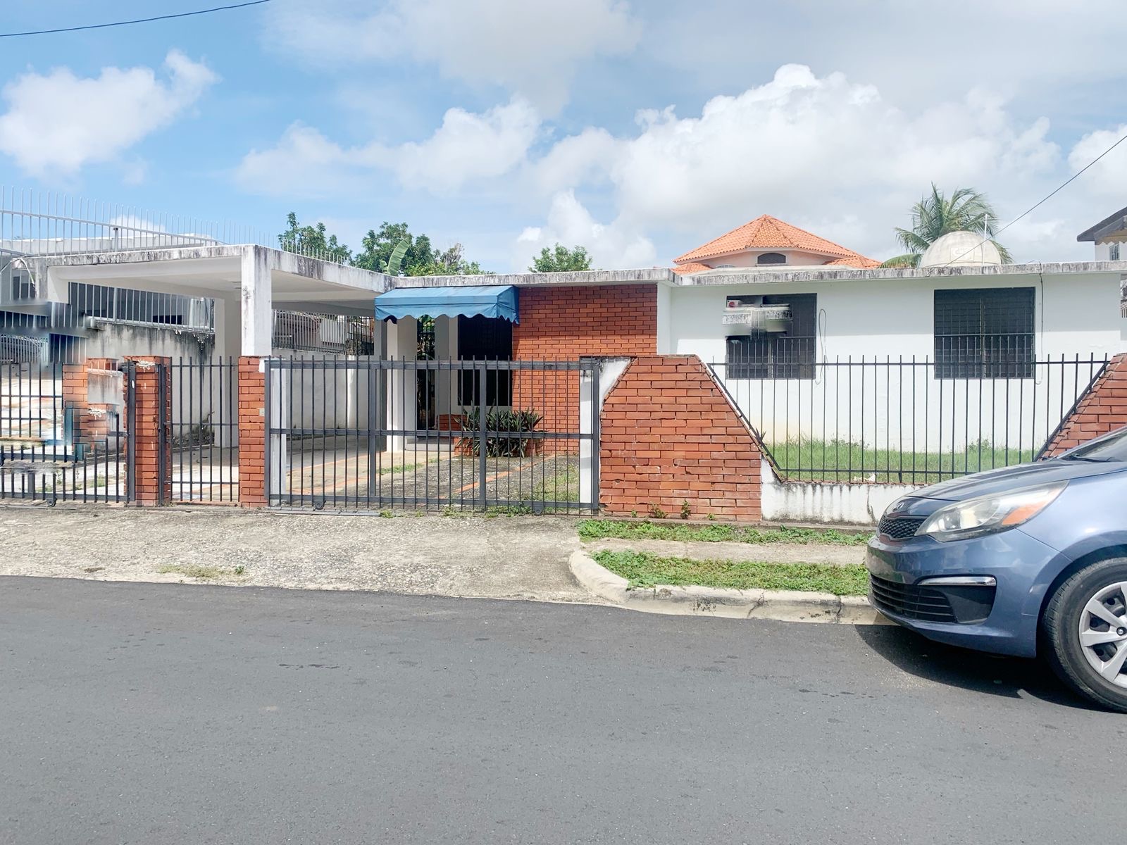 casas - Casa en Venta céntrica y comercial  3