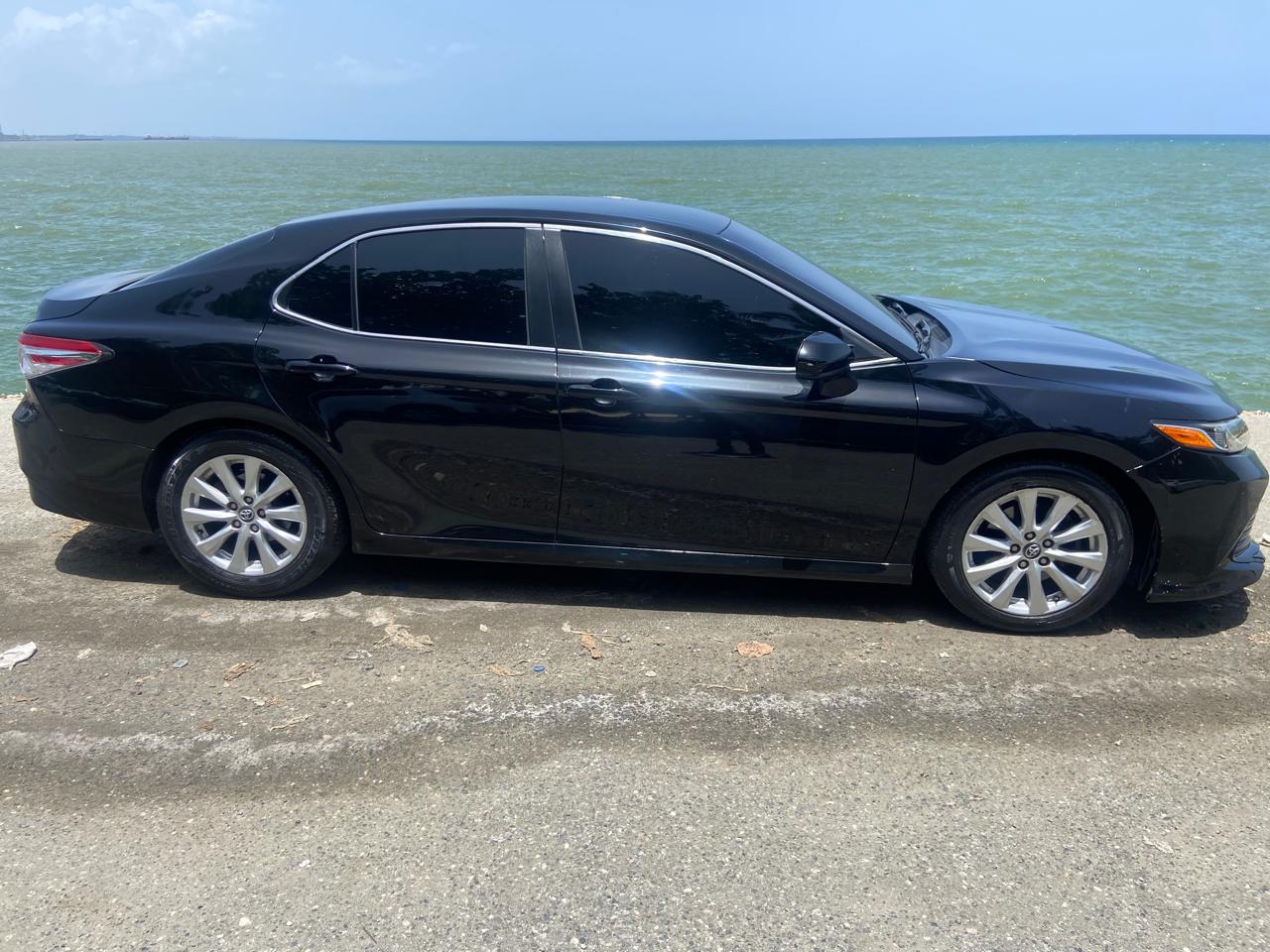 carros - Toyota Camry 2018 en excelente estado 2