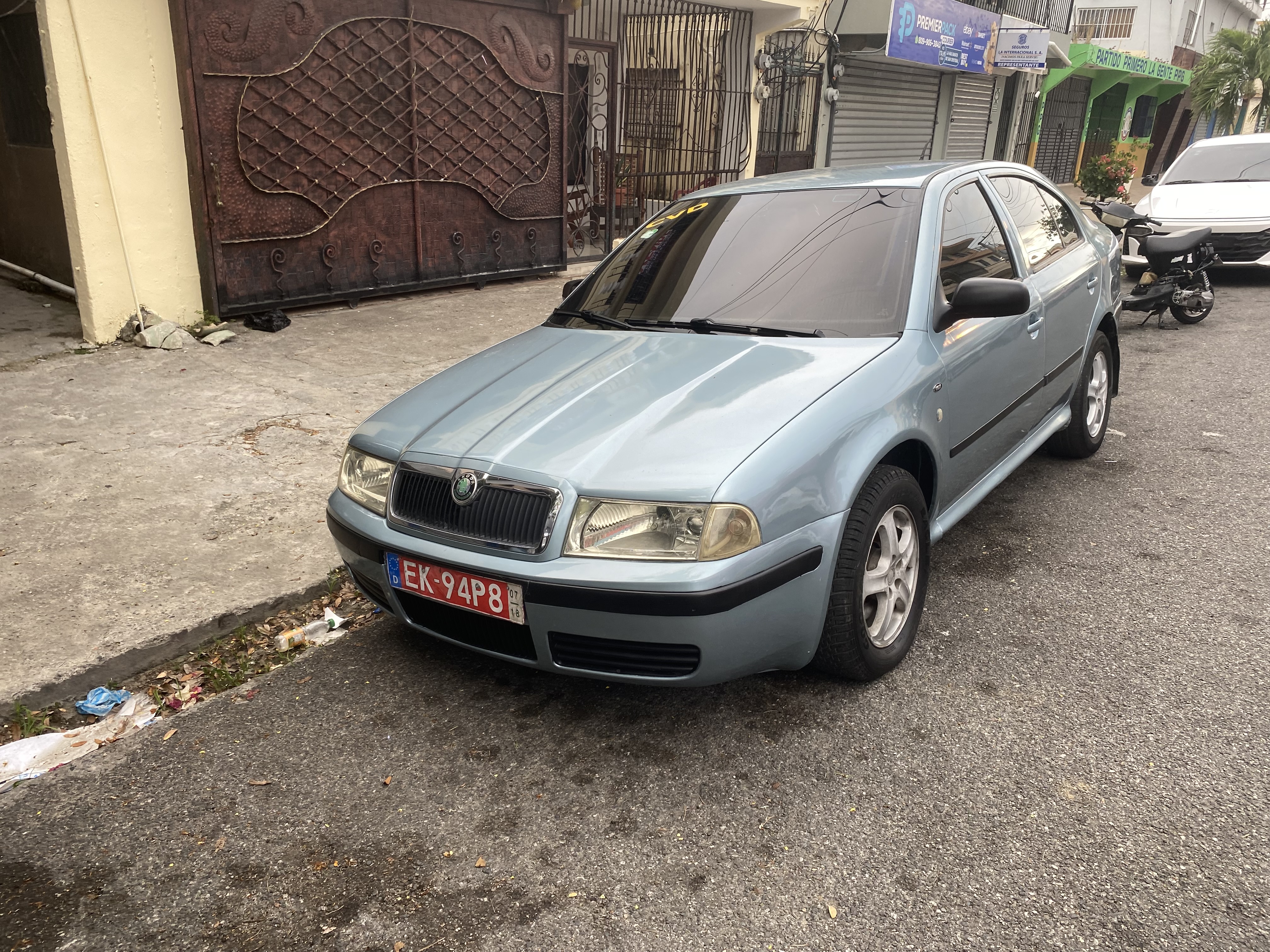 carros - Skoda Octavia año 2006 1