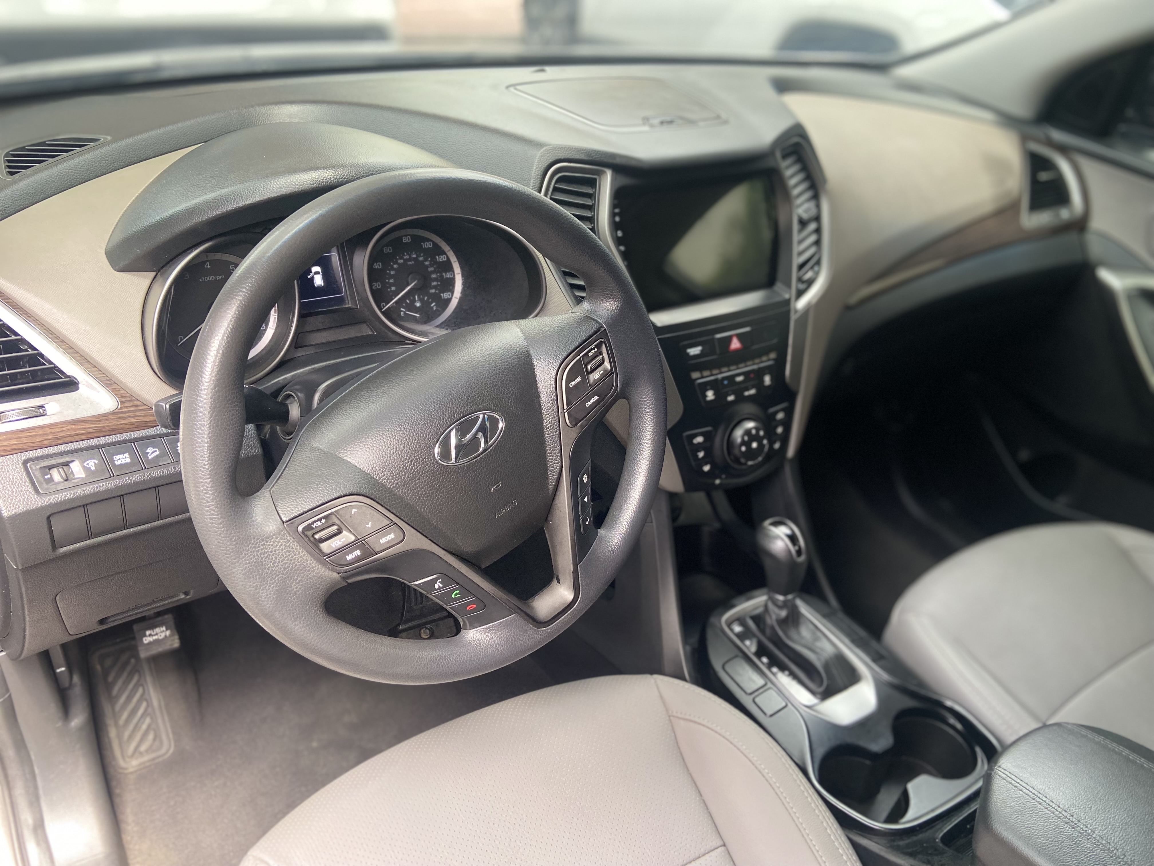 jeepetas y camionetas - Hyundai Santa Fe Sport 2017 4x4  7
