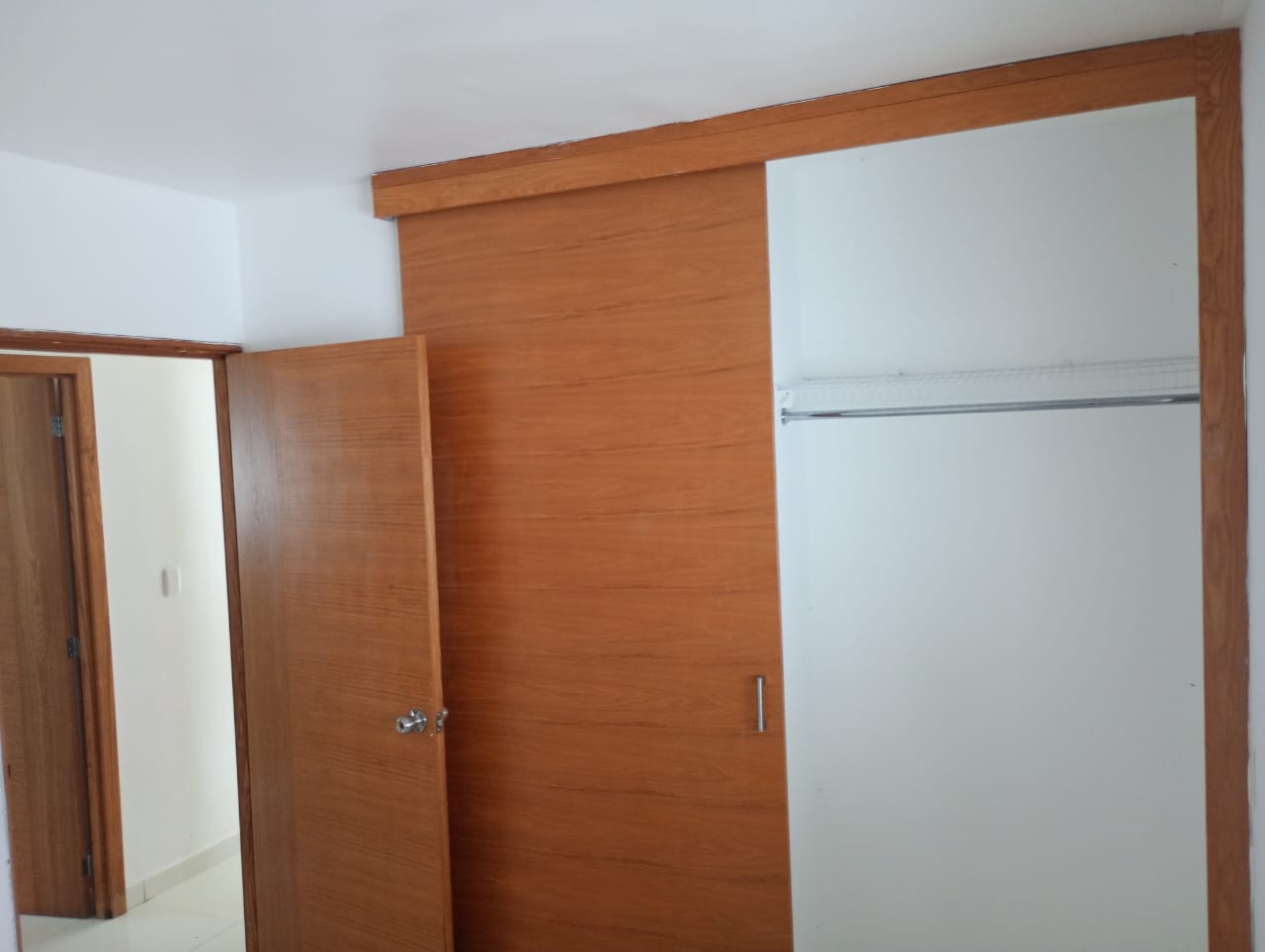 apartamentos - VIVE DECENTE EN UN RESIDENCIAL BONITO. 0