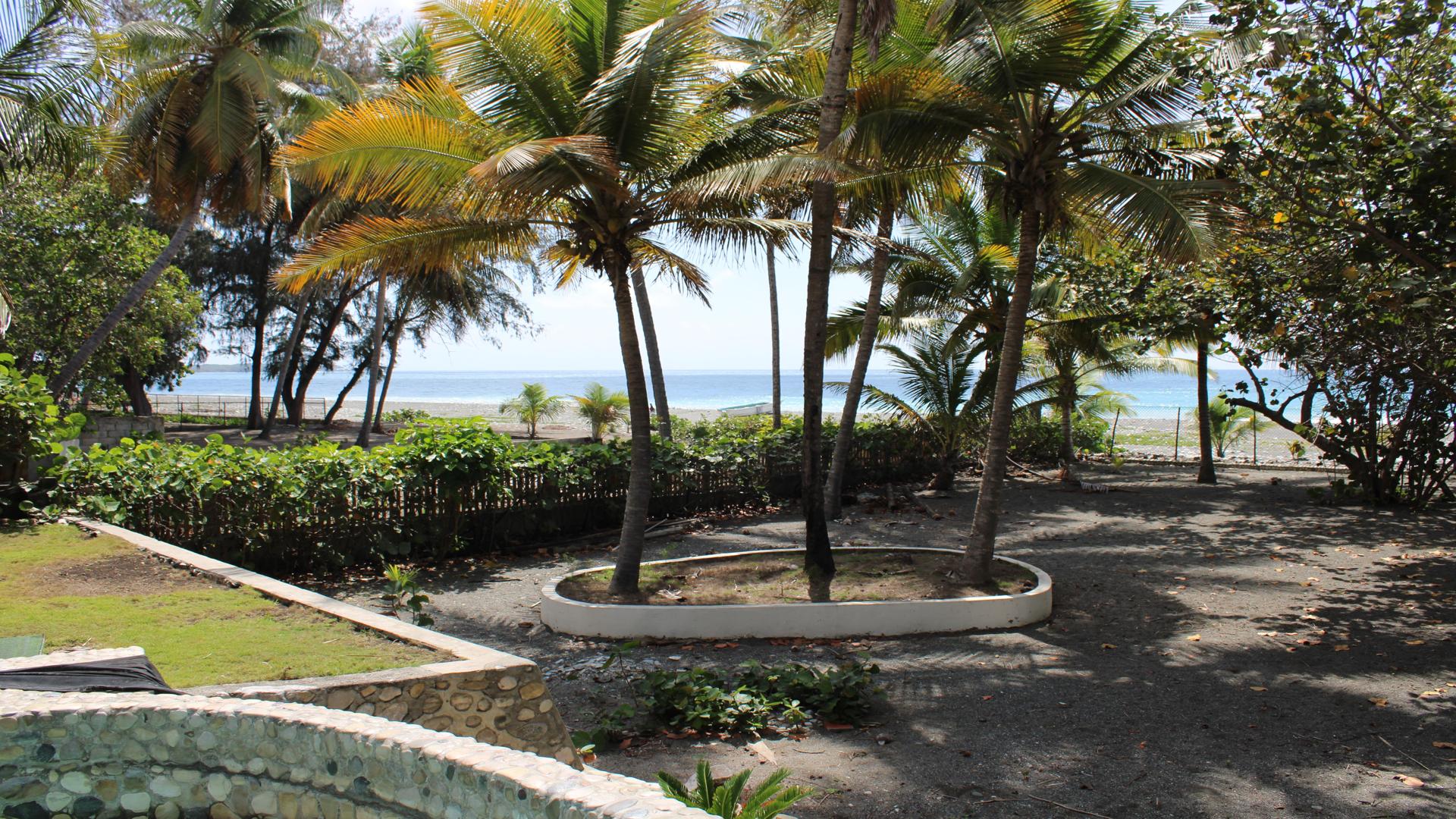 casas - Villa en Primera Línea de Playa, Nizao 4