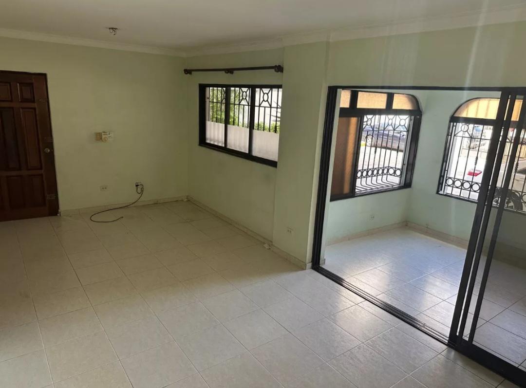 apartamentos - Amplio apto en Evaristo Morales 1