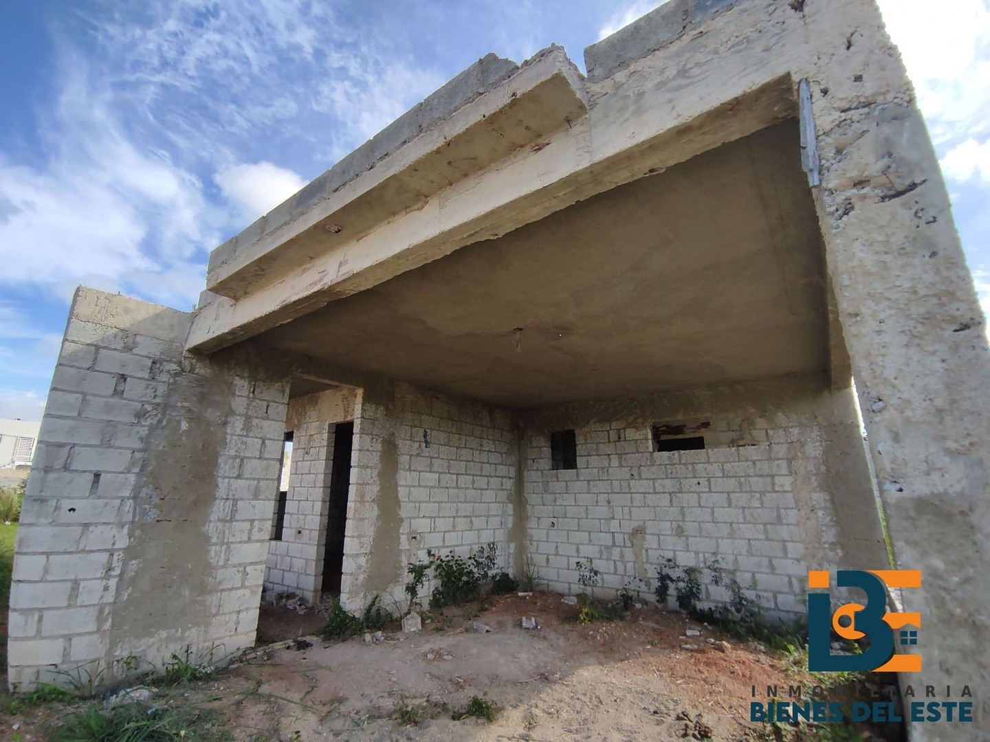 casas - Casa en Construccion Con Su Titulo en Villa Visan, 302 Metros  1