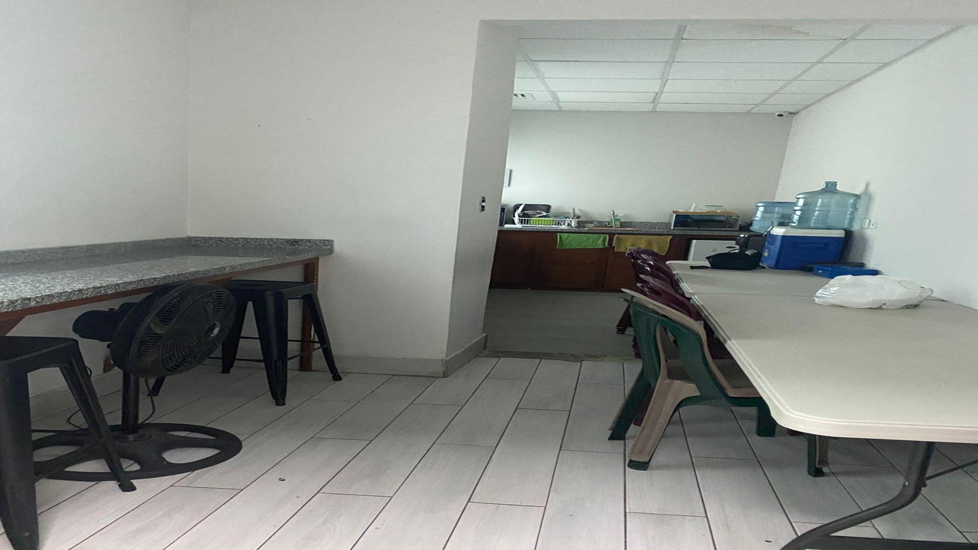 oficinas y locales comerciales - Local Comercial en Venta en el Millon 9